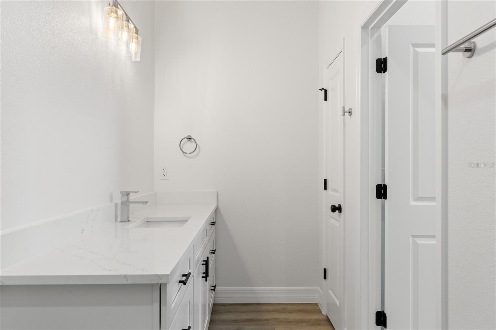 Listing photo id 33 for 12406 Parchment Drive