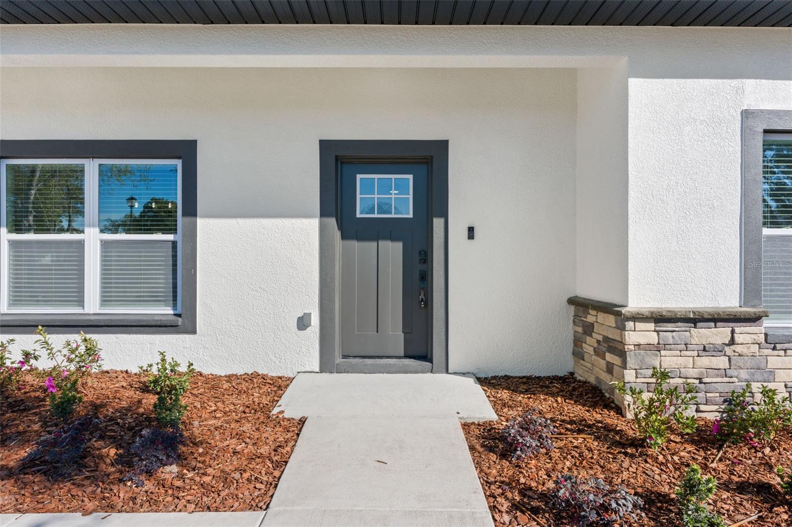 Listing photo id 2 for 12406 Parchment Drive