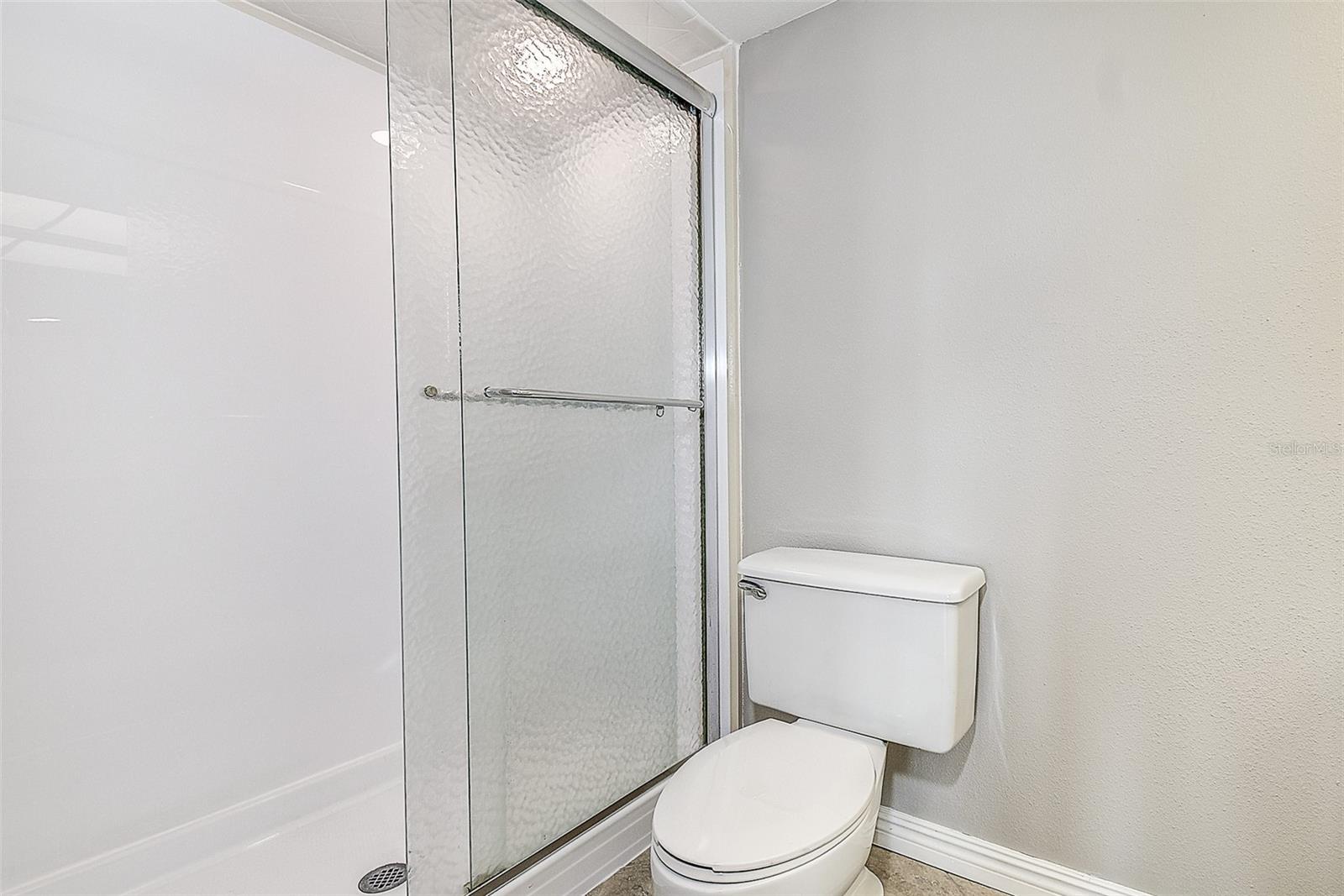 Image 19 of 38 For 5220 Brittany Drive S 509