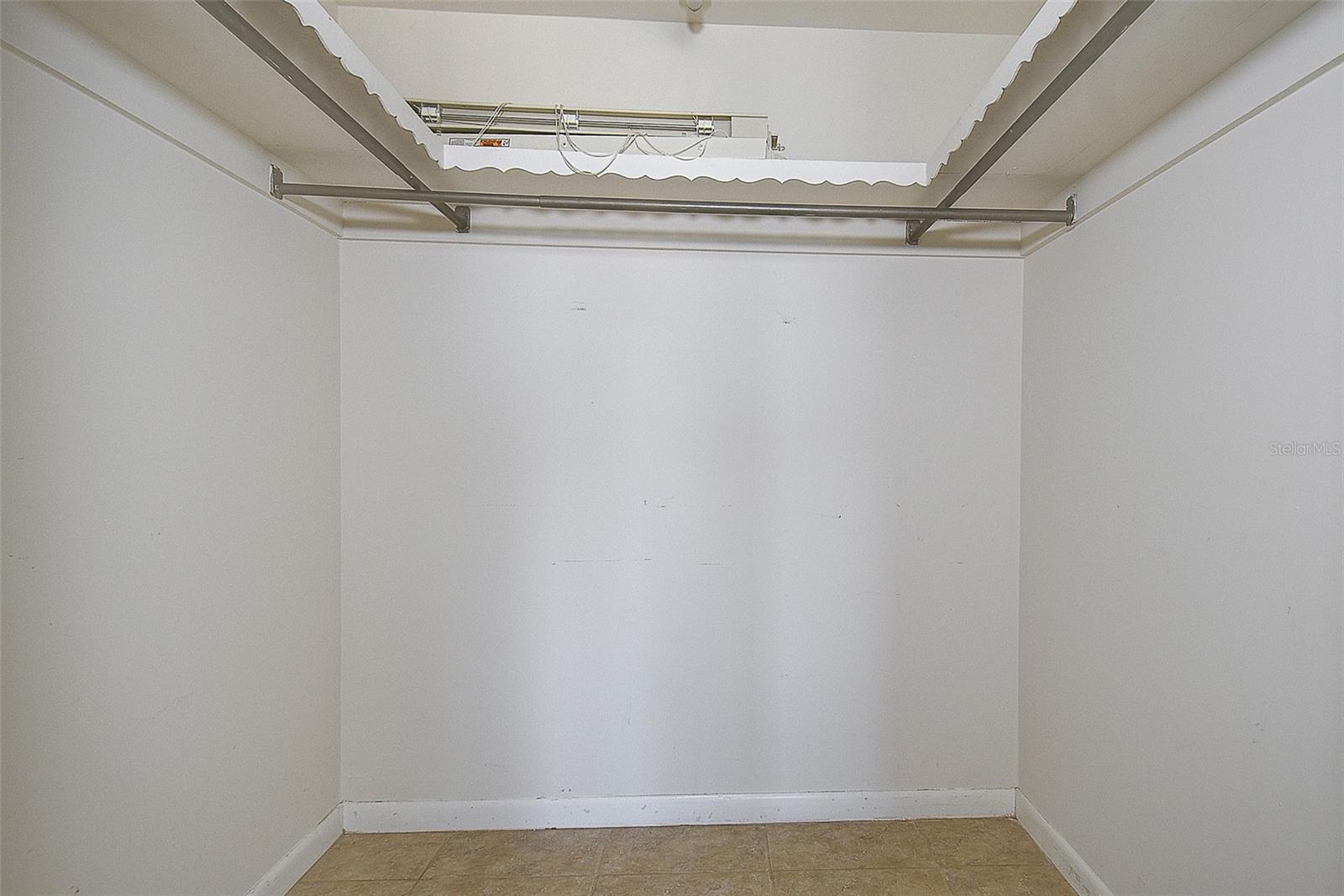 Image 31 of 38 For 5220 Brittany Drive S 509