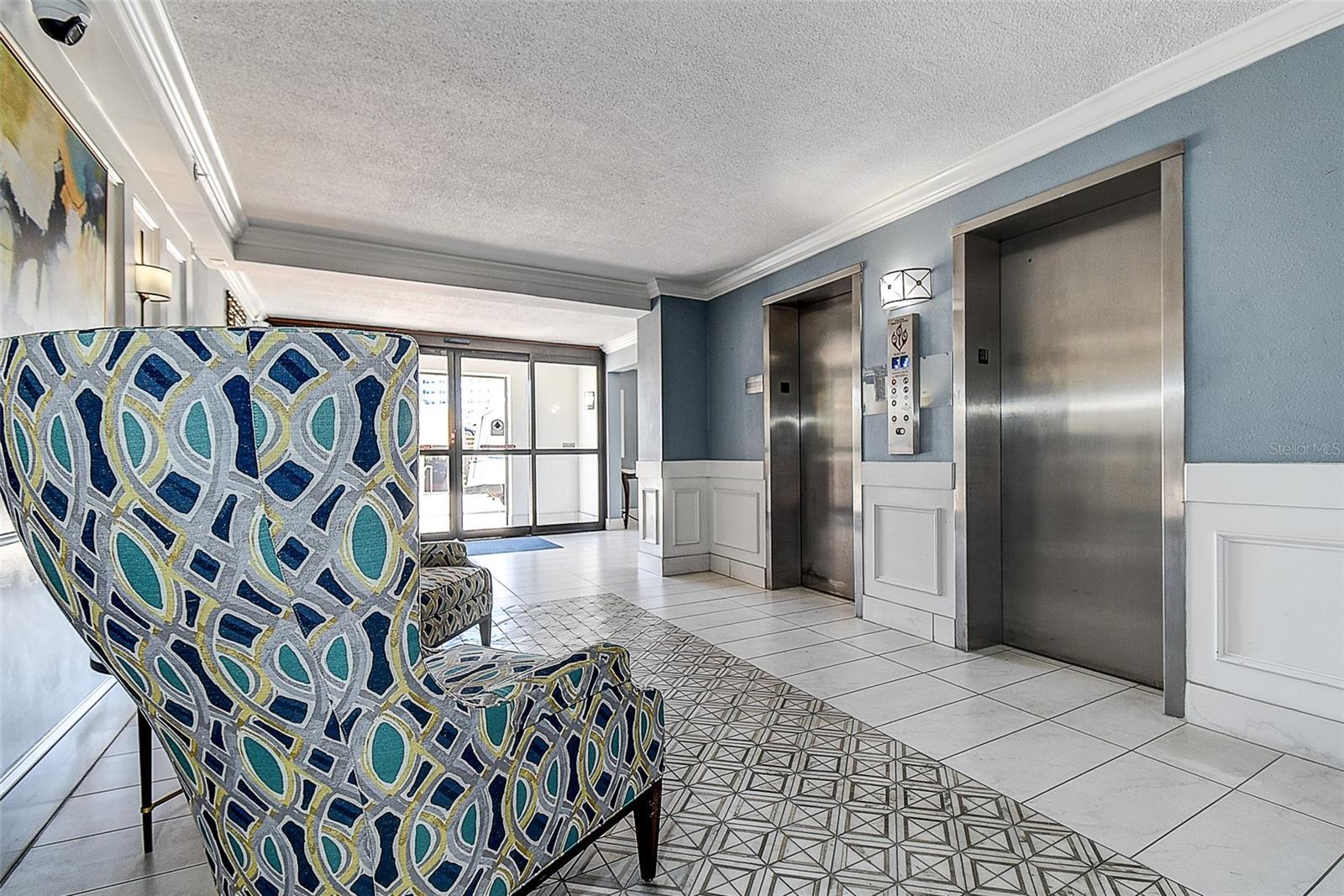 Image 33 of 38 For 5220 Brittany Drive S 509