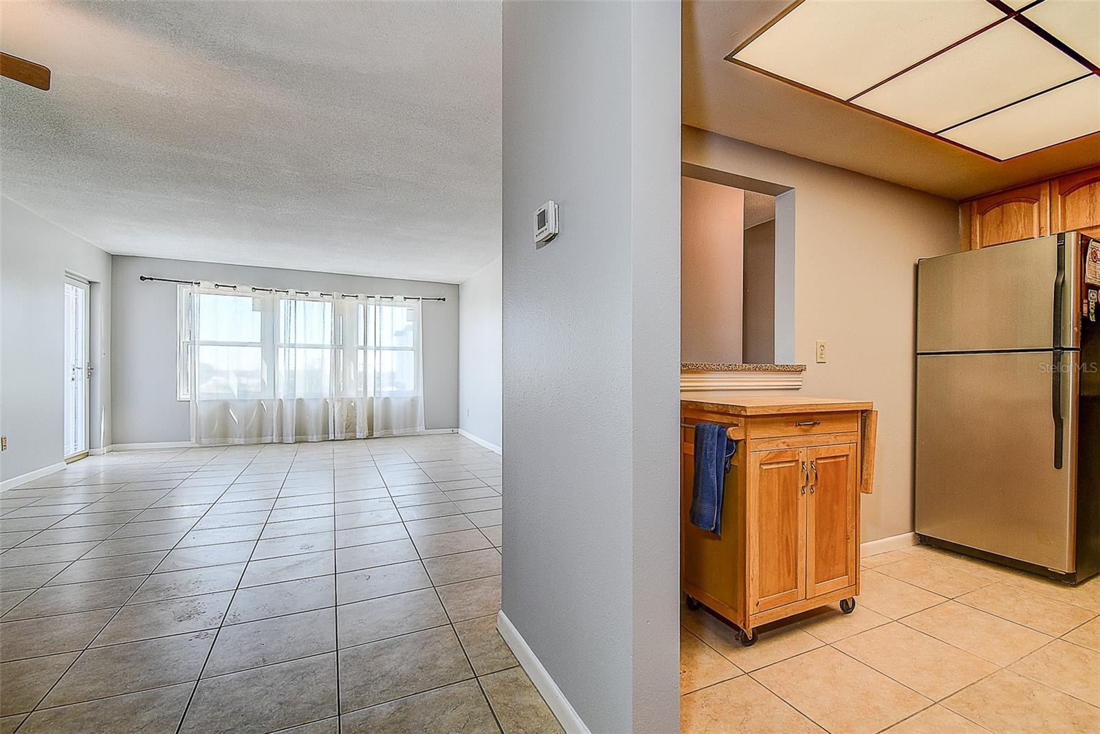 Image 5 of 38 For 5220 Brittany Drive S 509