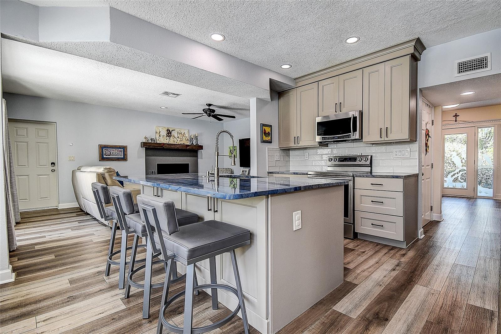 Image 15 of 86 For 1607 Gulf Road