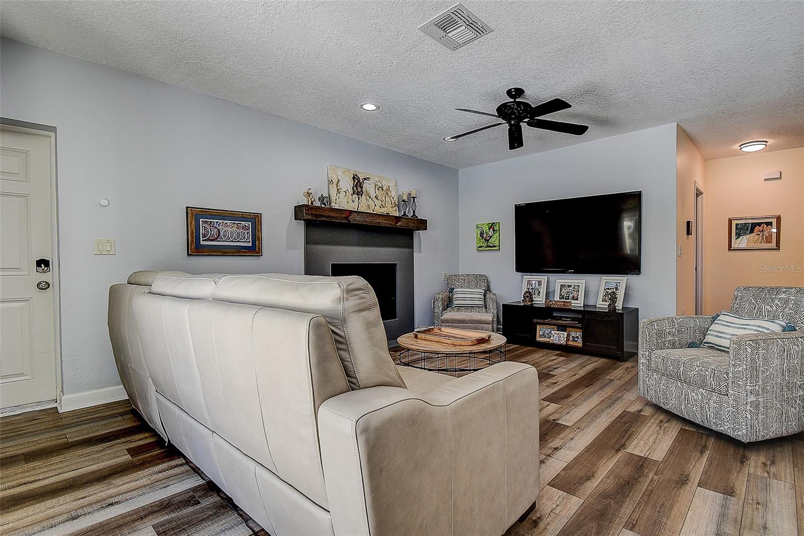 Image 20 of 86 For 1607 Gulf Road