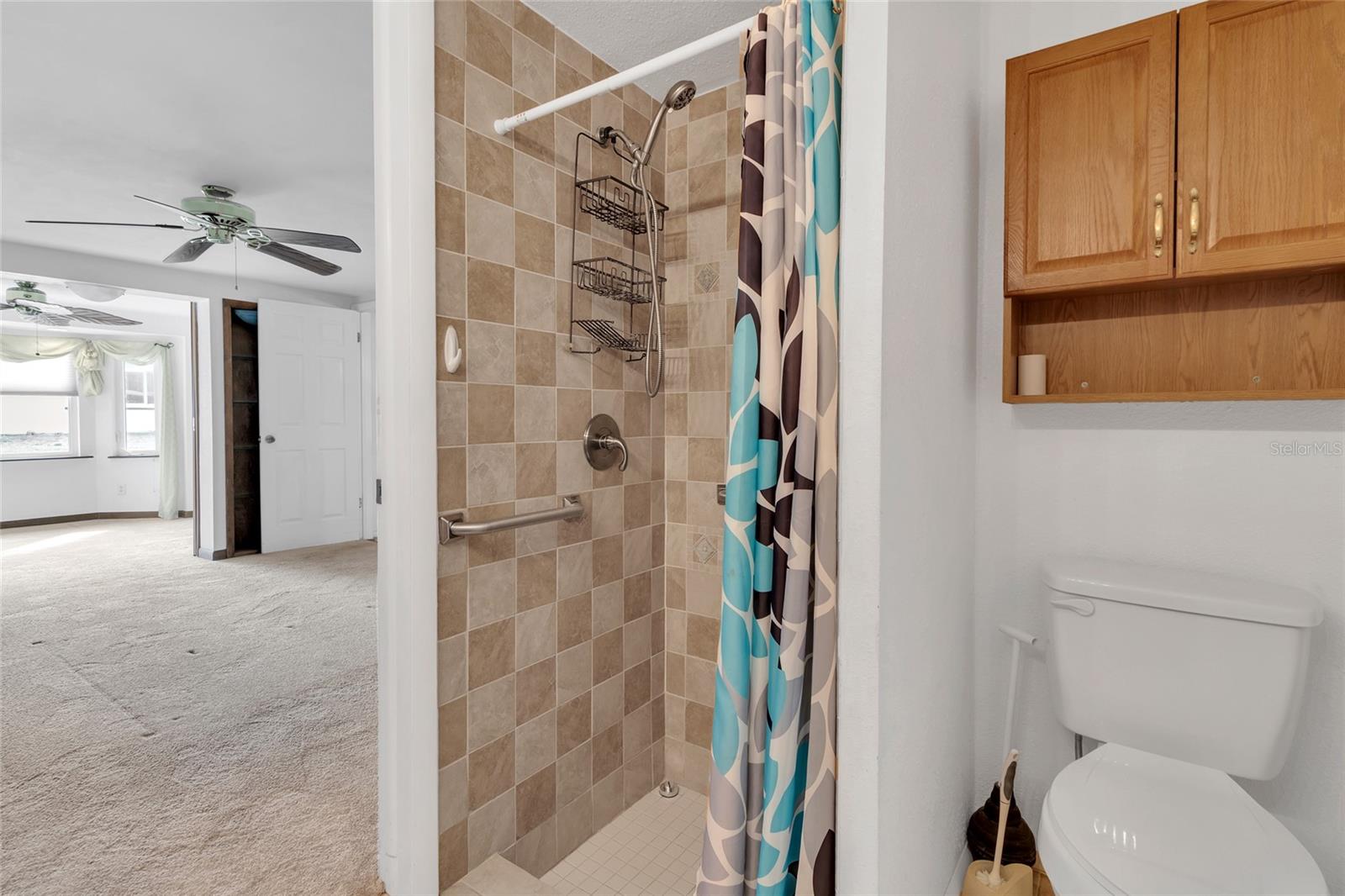 Image 18 of 37 For 12302 Quail Run Row