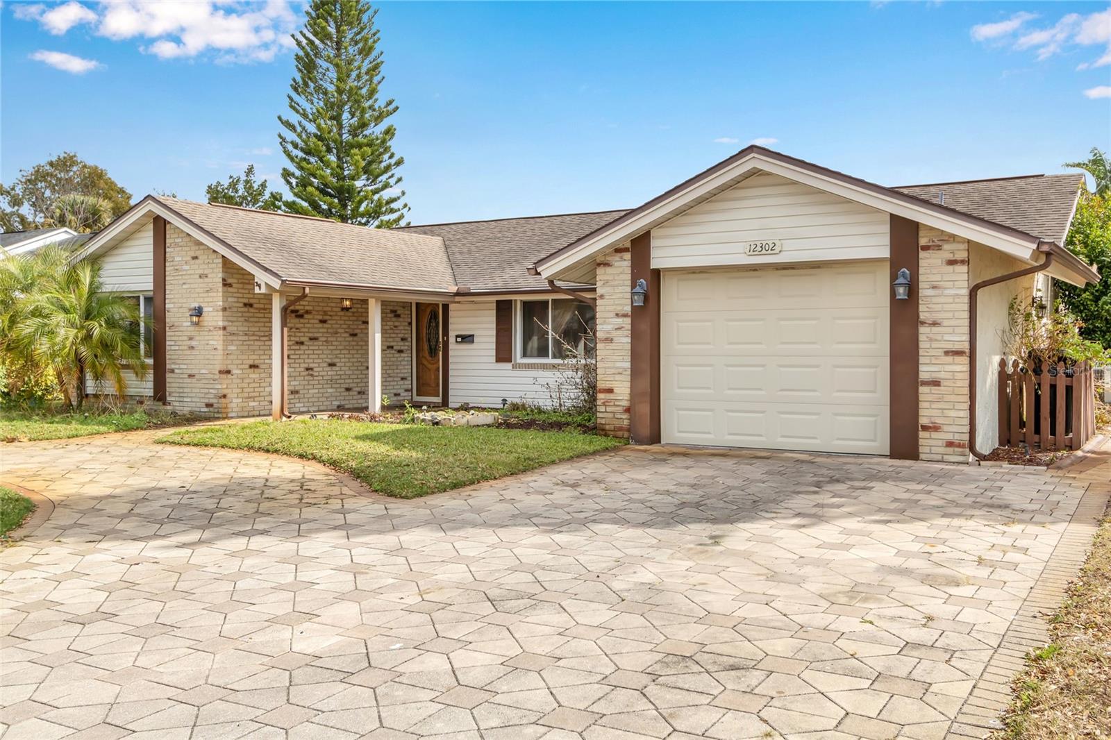 Image 35 of 37 For 12302 Quail Run Row