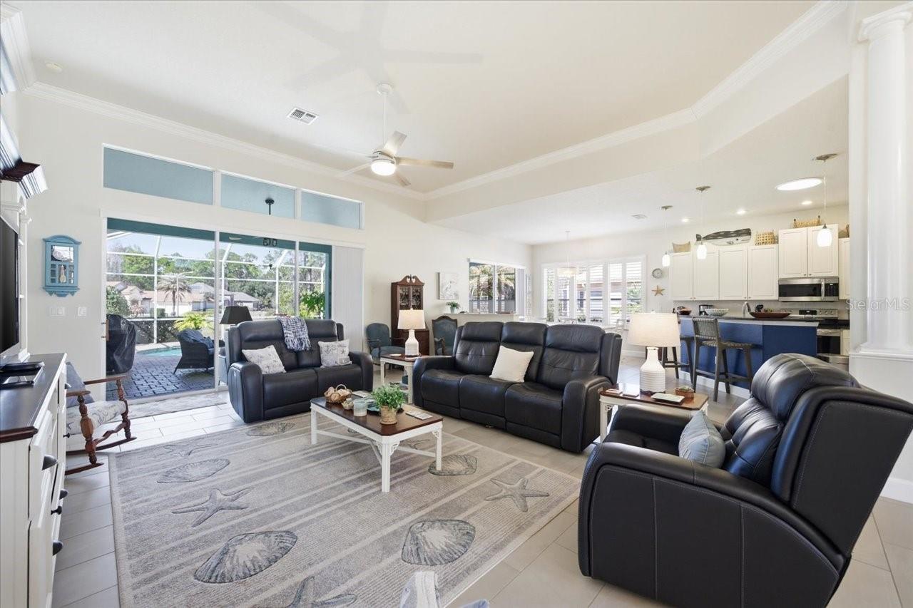 Image 14 of 55 For 9001 Cypress Glen Court