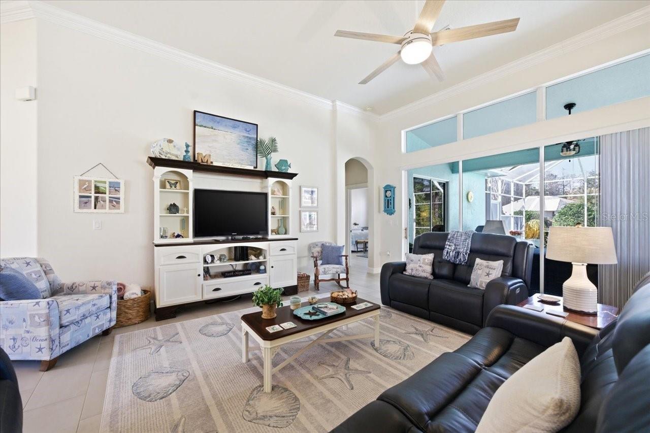 Image 15 of 55 For 9001 Cypress Glen Court