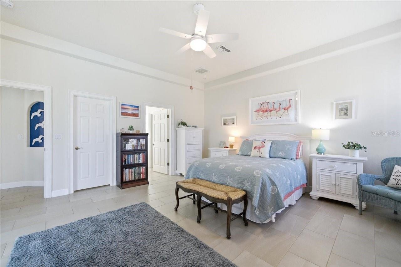 Image 31 of 55 For 9001 Cypress Glen Court