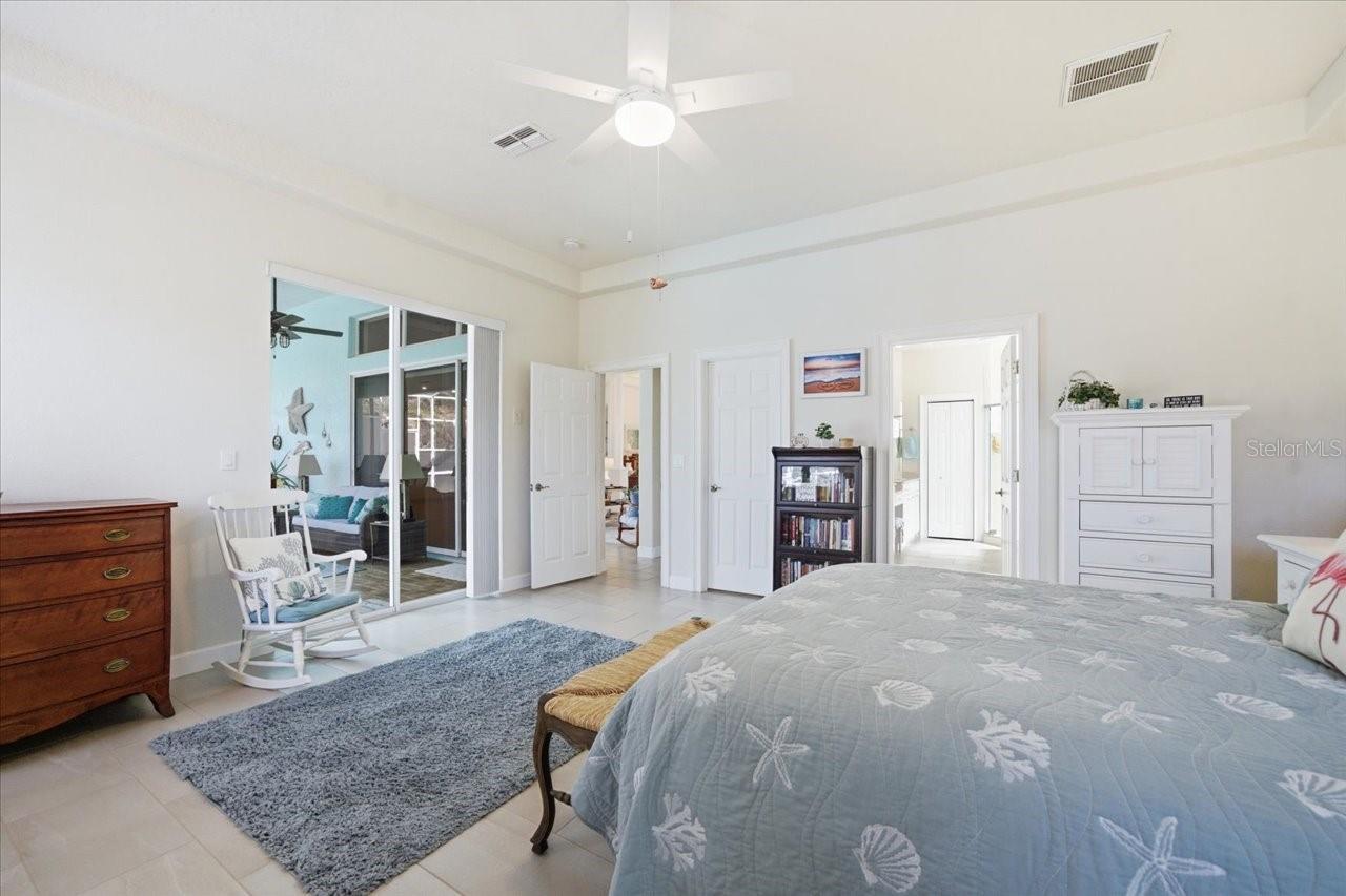 Image 32 of 55 For 9001 Cypress Glen Court