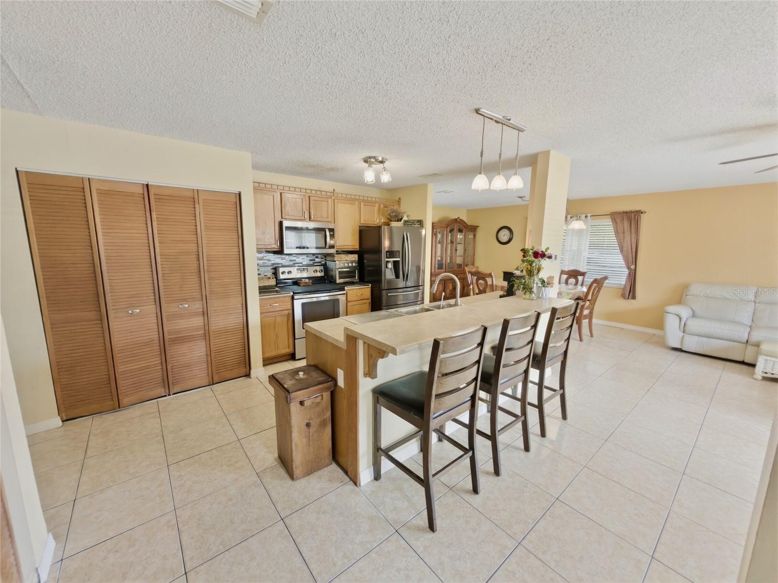 Image 10 of 50 For 7923 Adelaide Loop