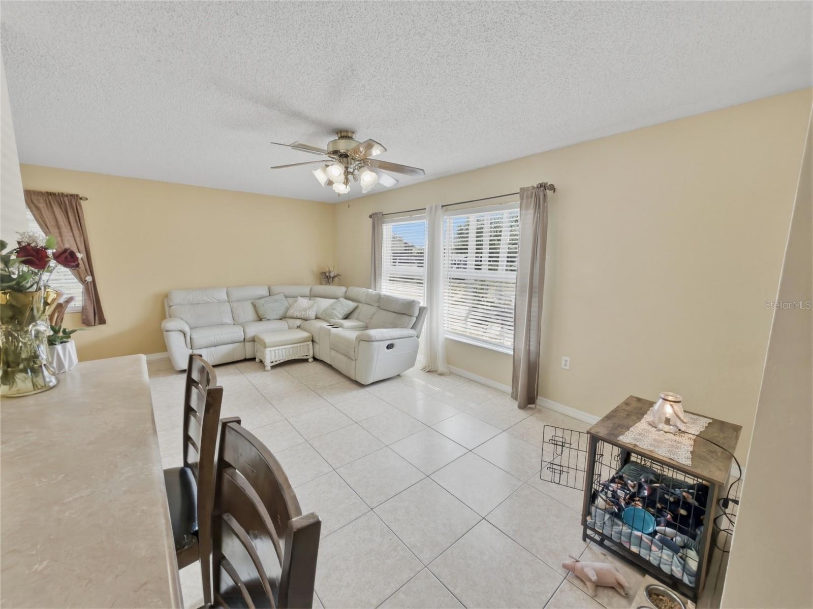 Image 14 of 50 For 7923 Adelaide Loop