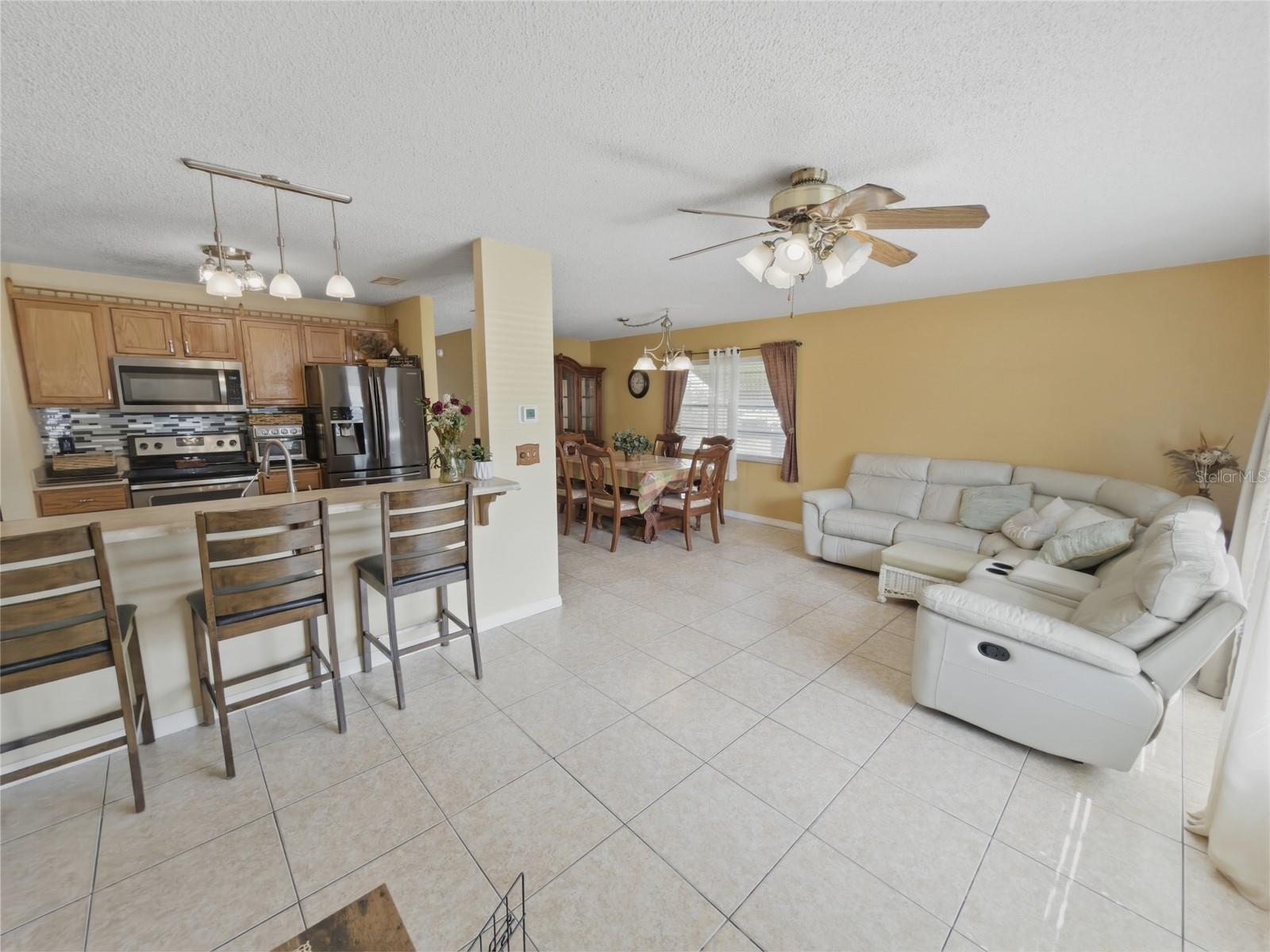 Image 15 of 50 For 7923 Adelaide Loop