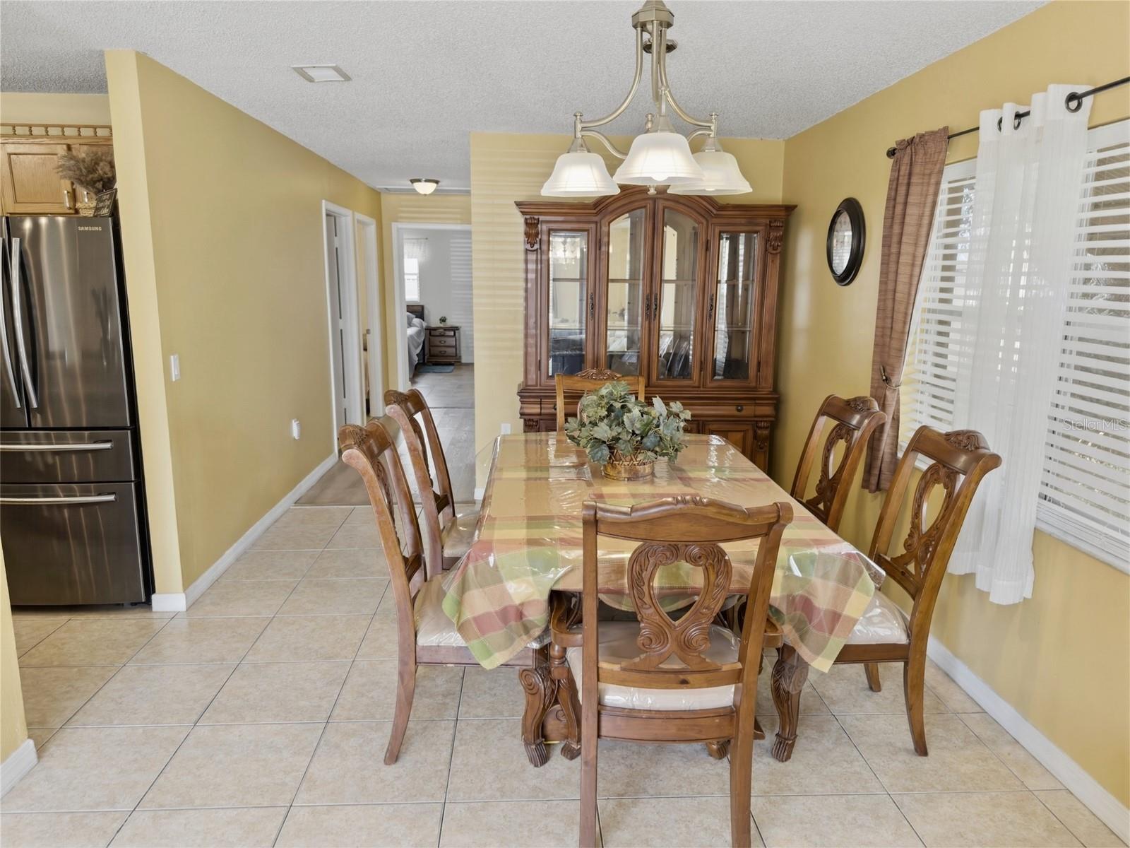 Image 18 of 50 For 7923 Adelaide Loop