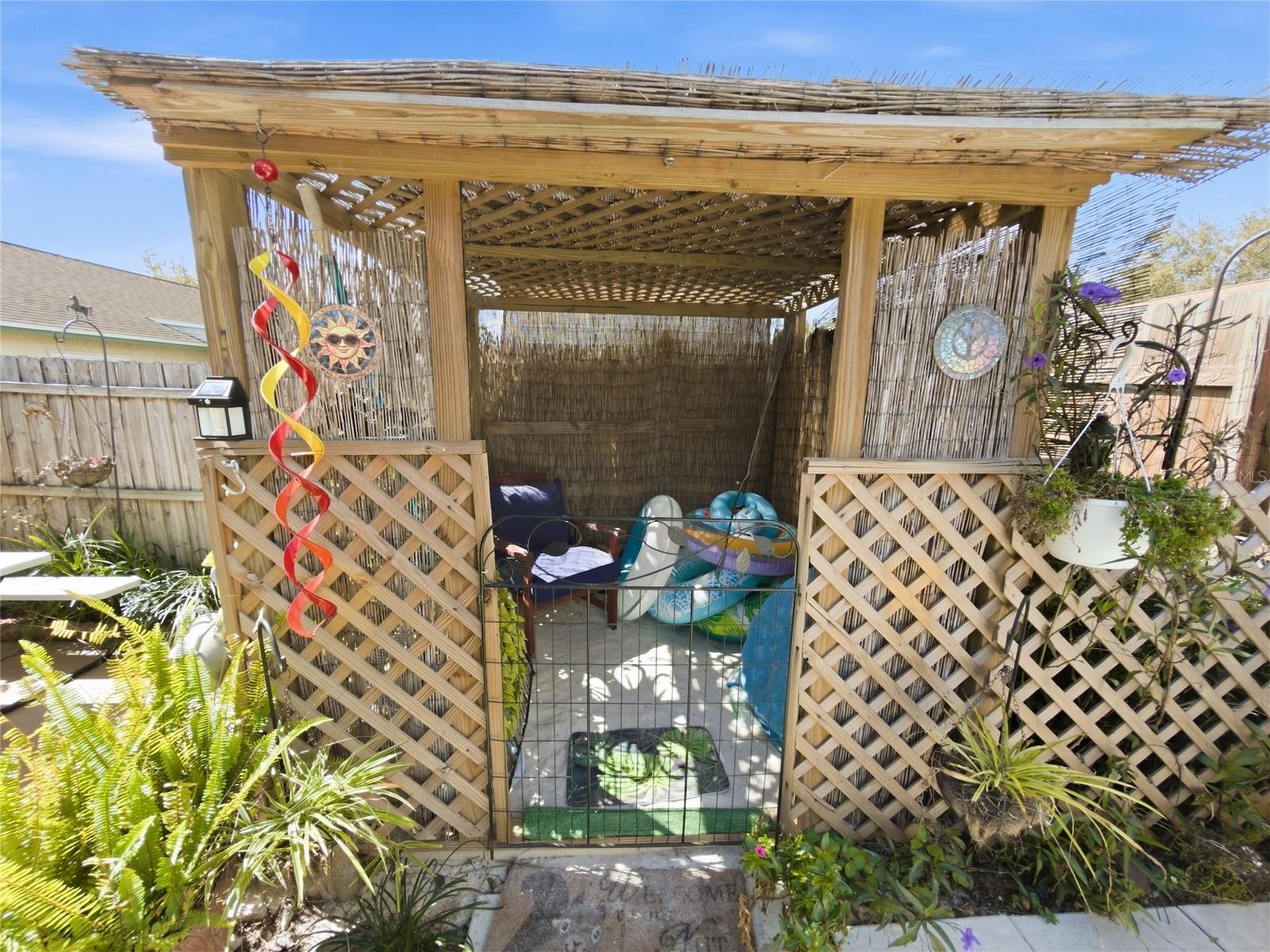 Image 44 of 50 For 7923 Adelaide Loop