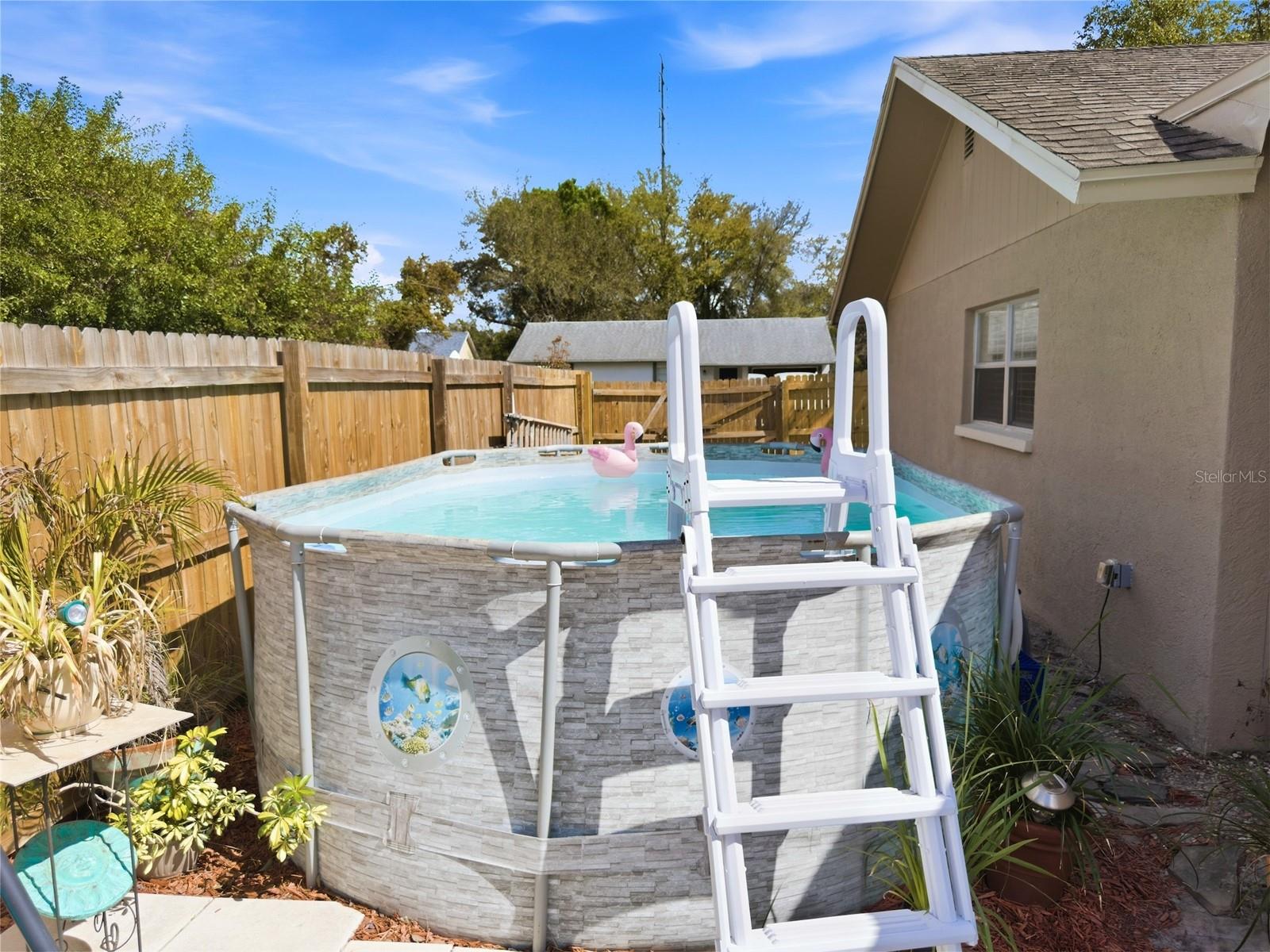 Image 47 of 50 For 7923 Adelaide Loop