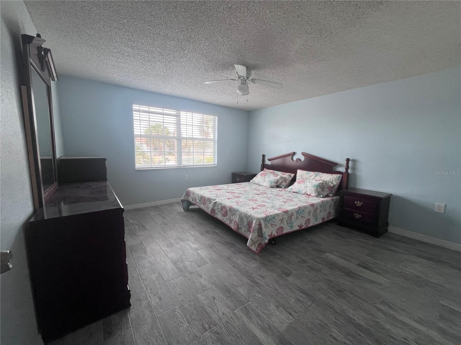 Image 10 of 18 For 13632 Stacey Drive