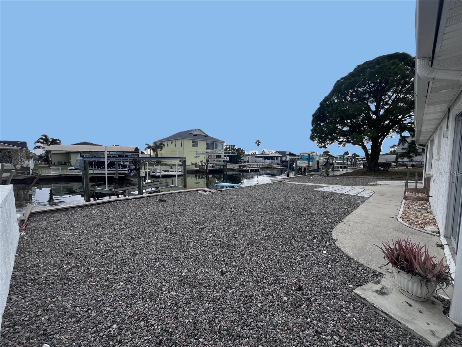 Image 15 of 18 For 13632 Stacey Drive