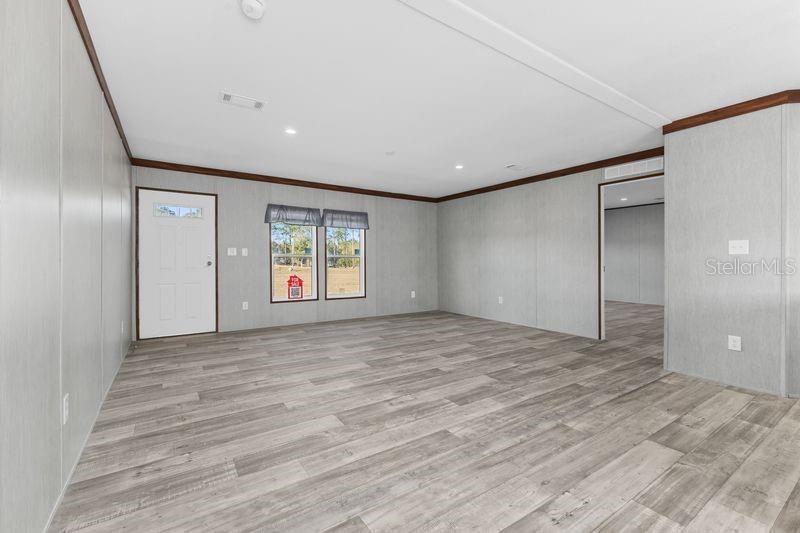 Image 8 of 19 For 15473 157 Point