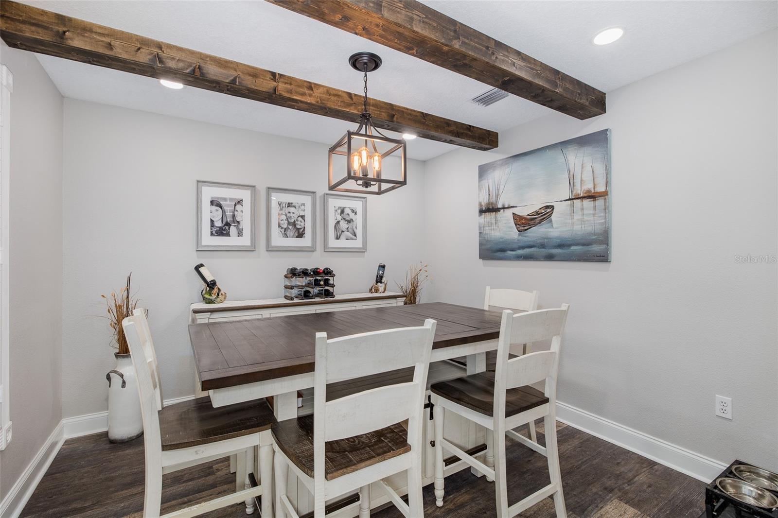 Image 19 of 85 For 8447 Damen Lane