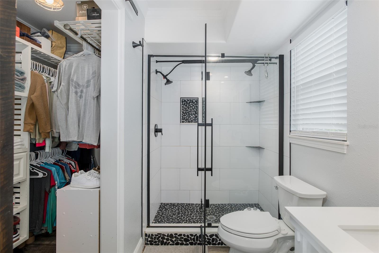 Image 32 of 85 For 8447 Damen Lane