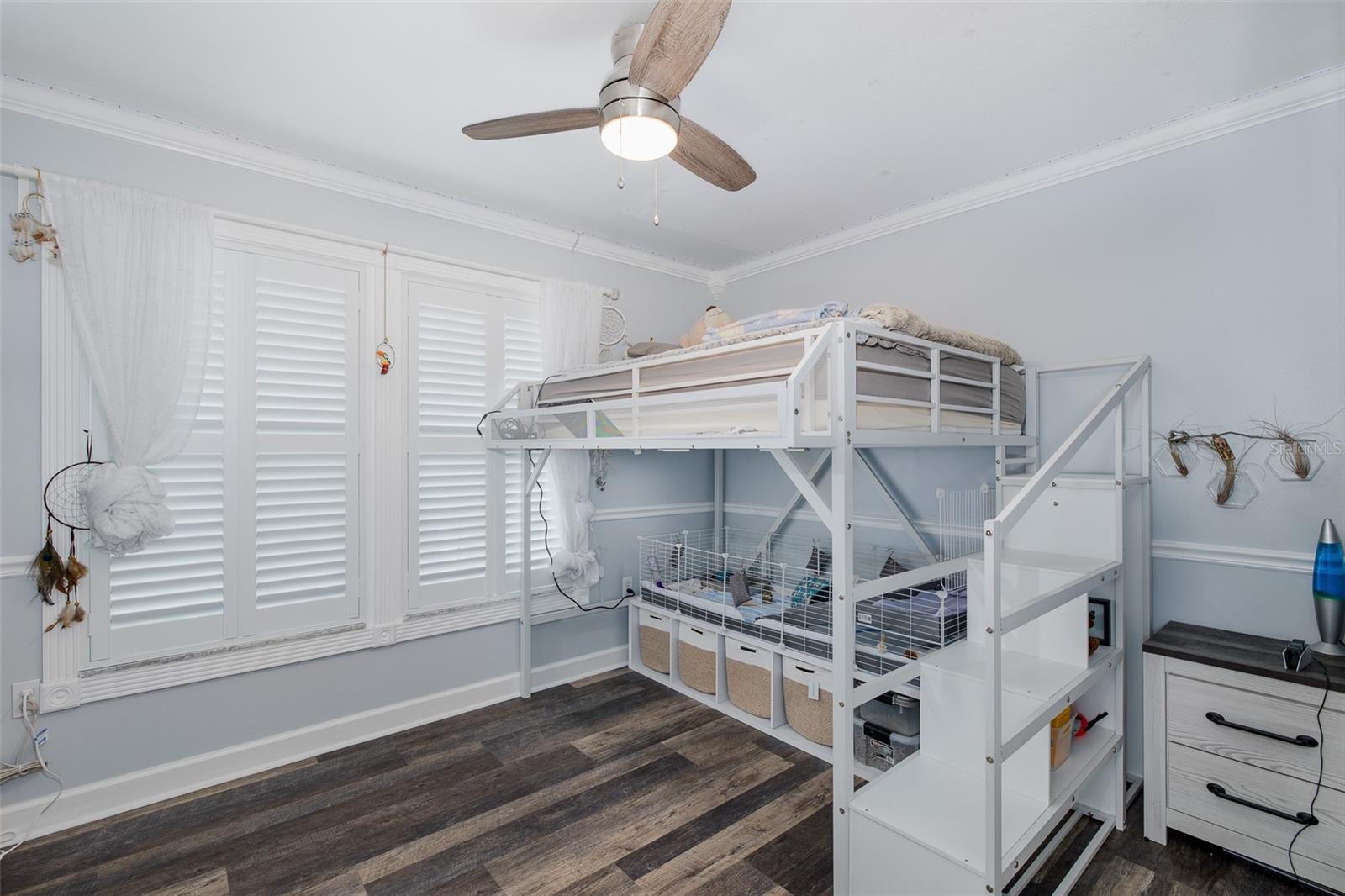 Image 36 of 85 For 8447 Damen Lane