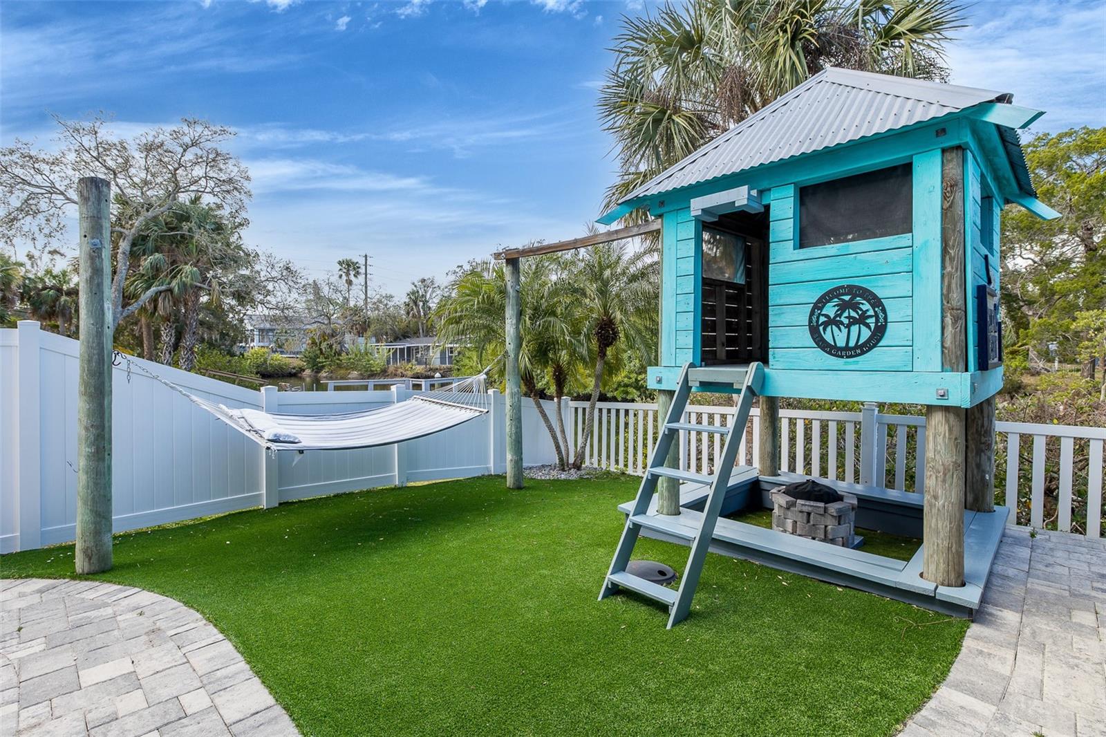 Image 43 of 85 For 8447 Damen Lane