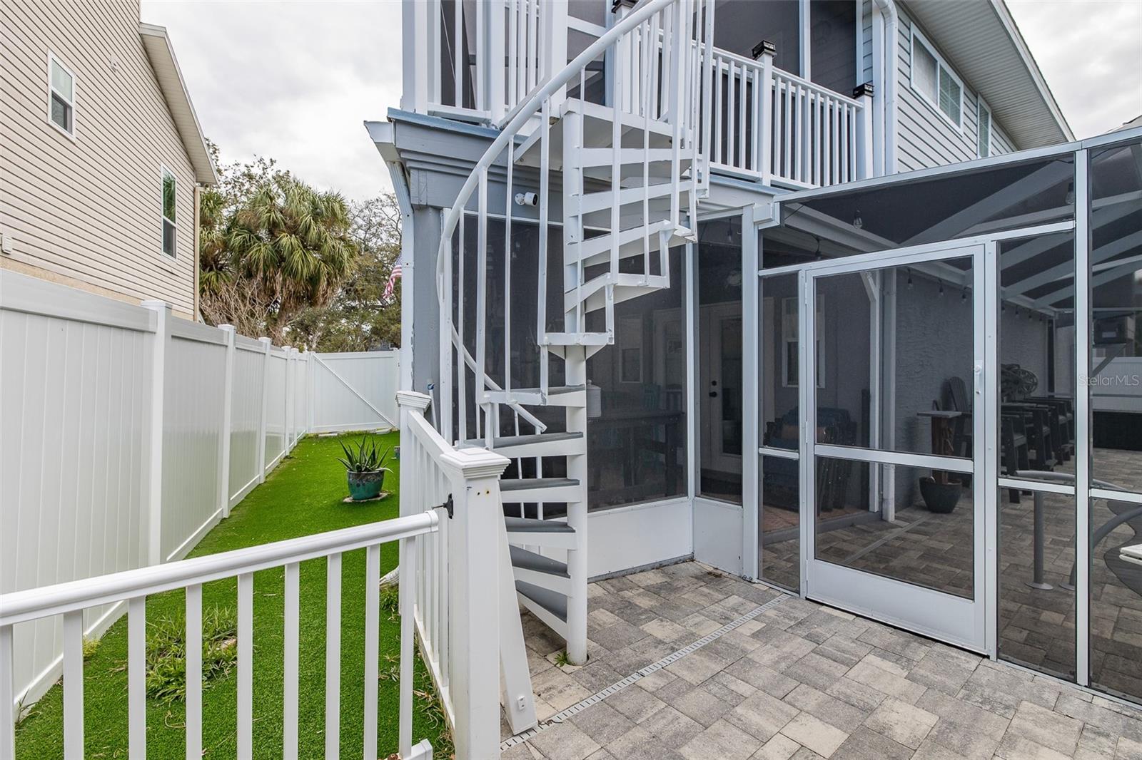 Image 75 of 85 For 8447 Damen Lane