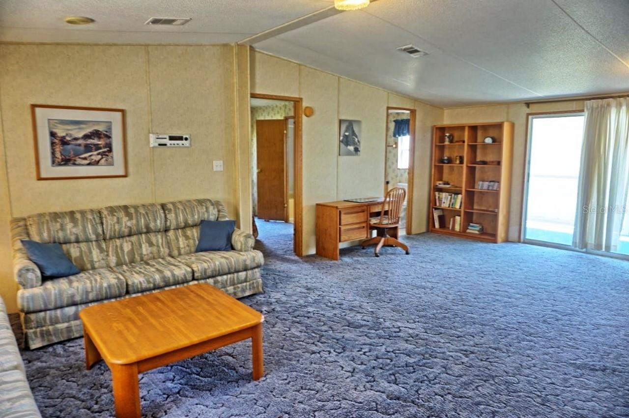 Image 7 of 50 For 2016 Lake Linda Circle