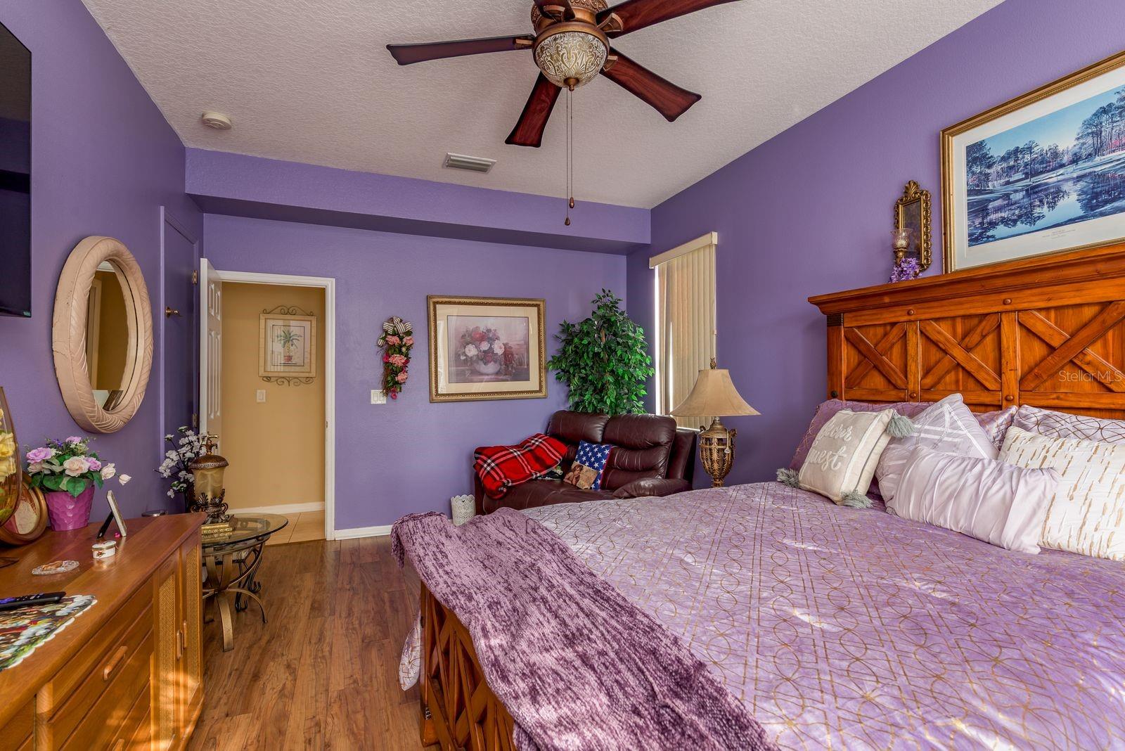 Image 25 of 43 For 19216 Inlet Cove Court