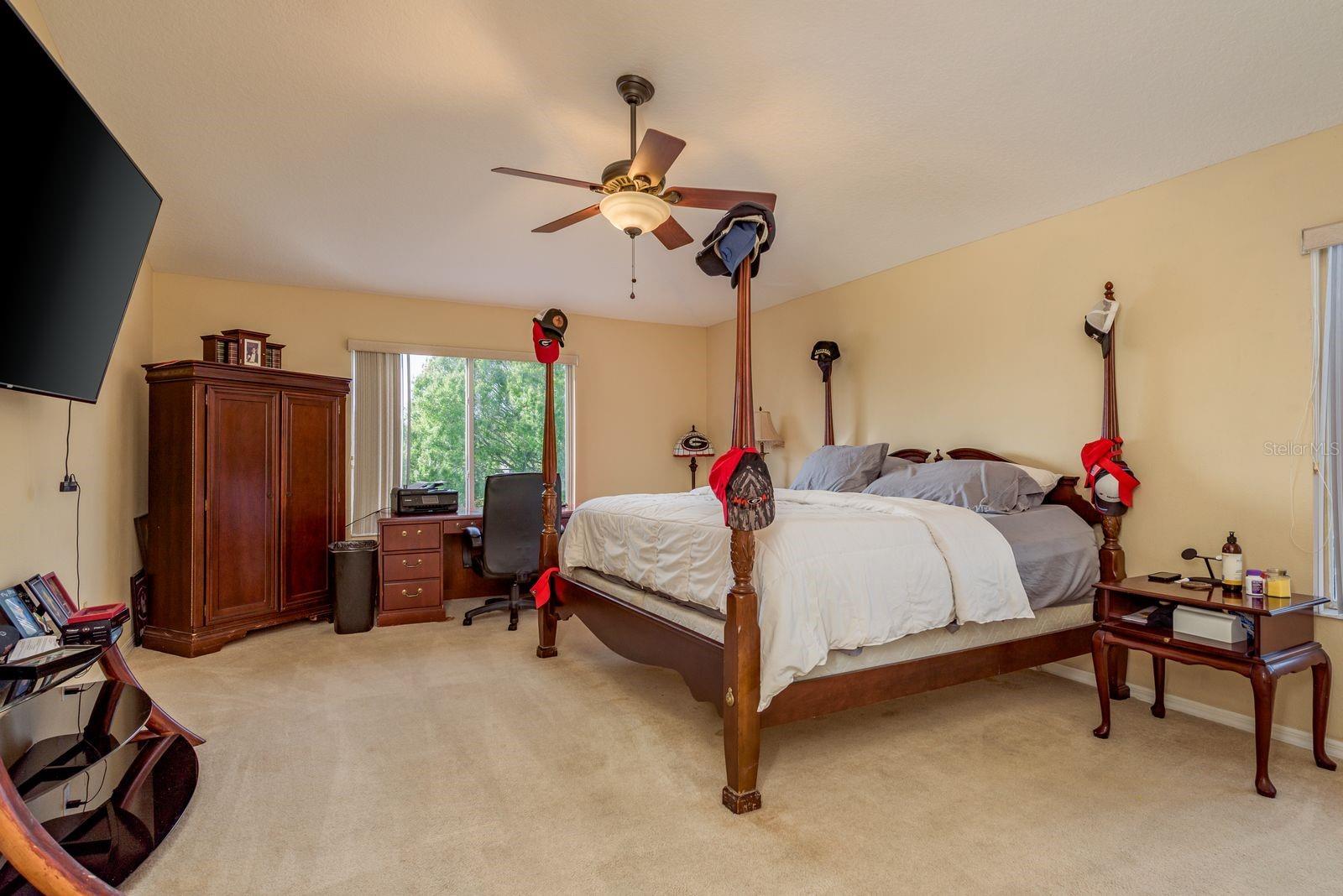 Image 31 of 43 For 19216 Inlet Cove Court