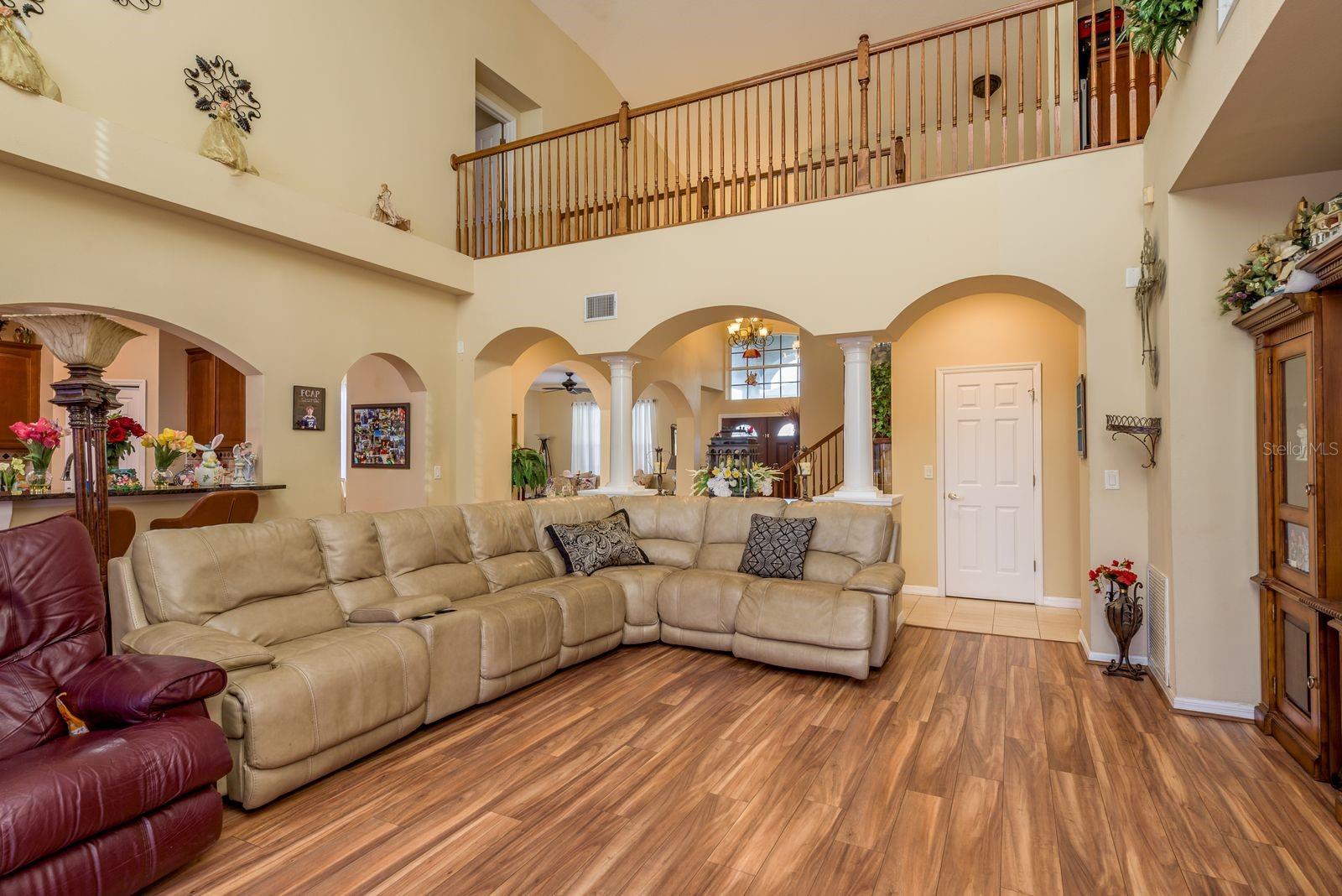 Image 9 of 43 For 19216 Inlet Cove Court