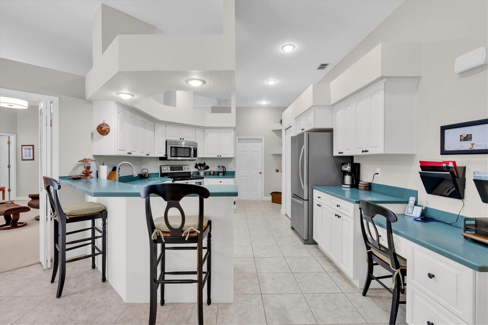 Image 14 of 60 For 1105 Arlinbrook Drive