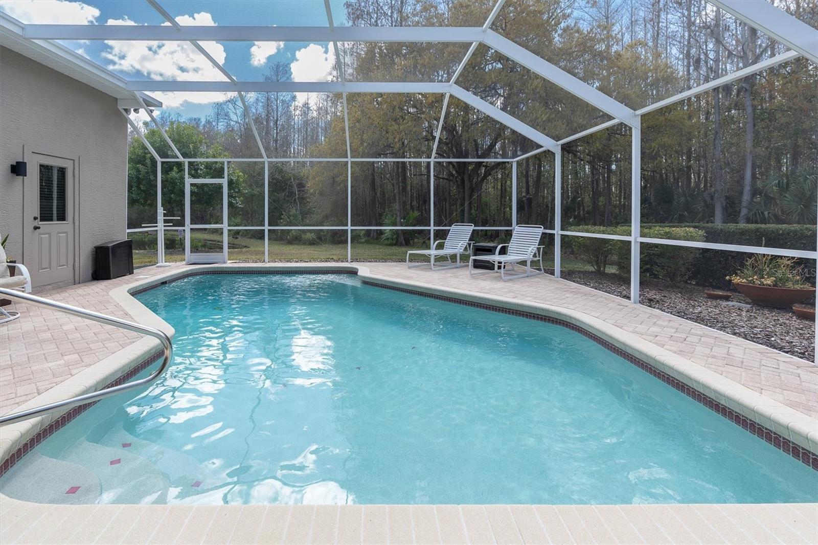 Image 2 of 60 For 1105 Arlinbrook Drive