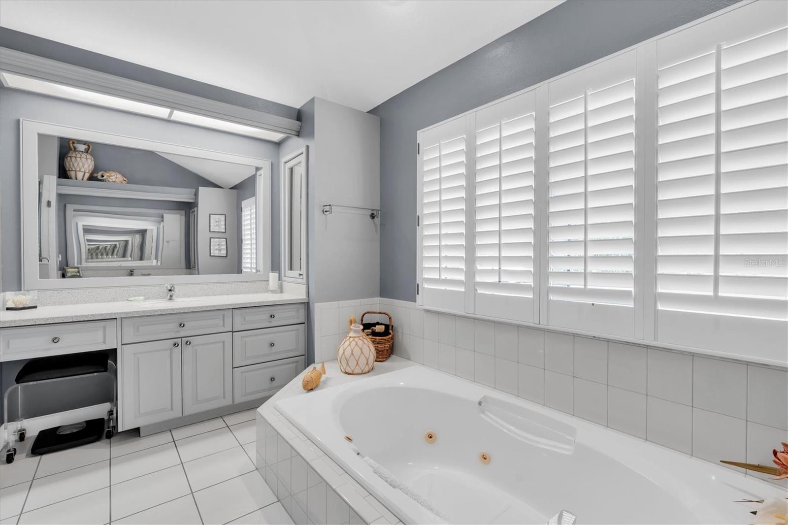 Image 23 of 60 For 1105 Arlinbrook Drive