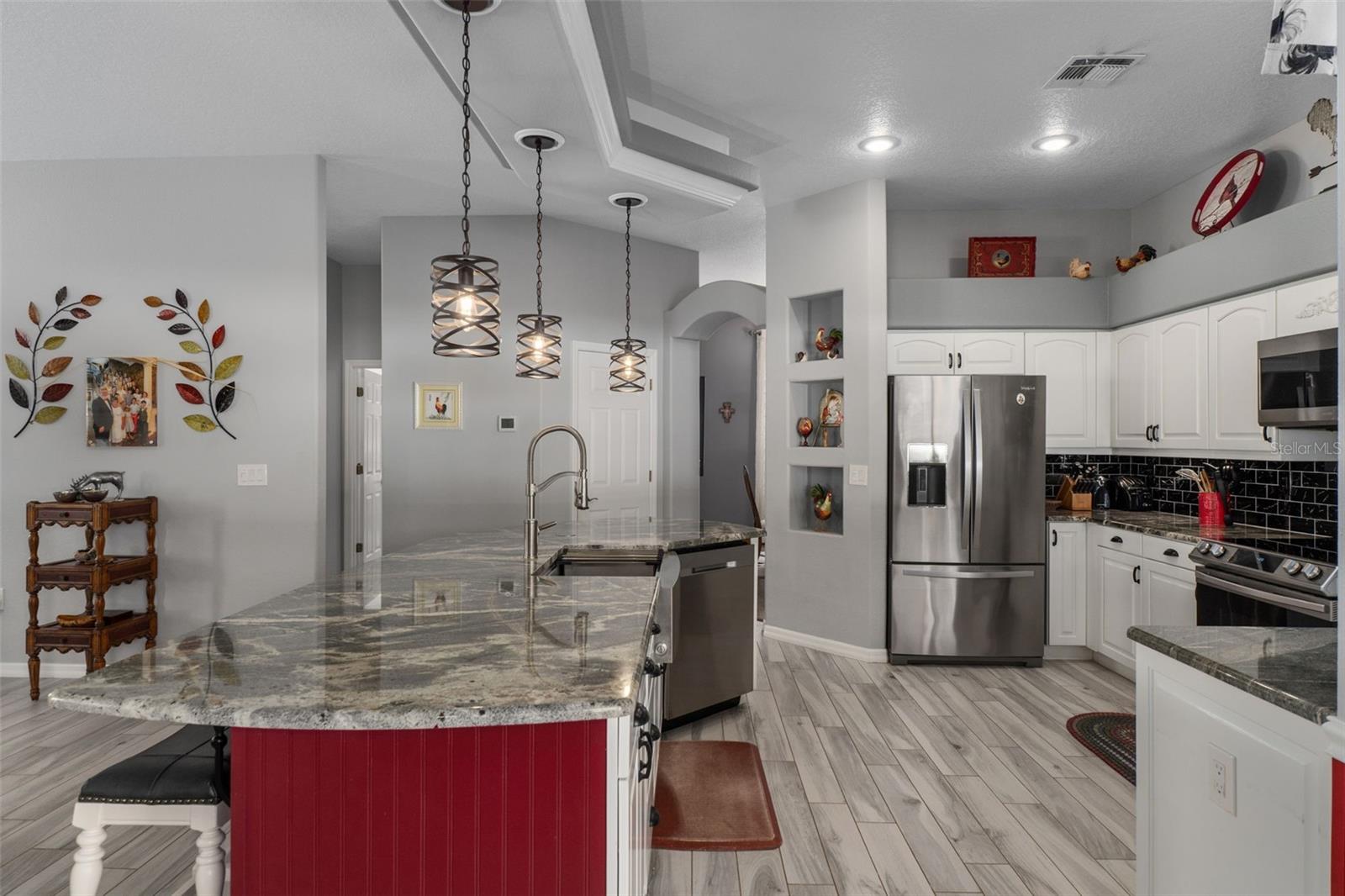 Image 16 of 98 For 4444 Hansen Trail