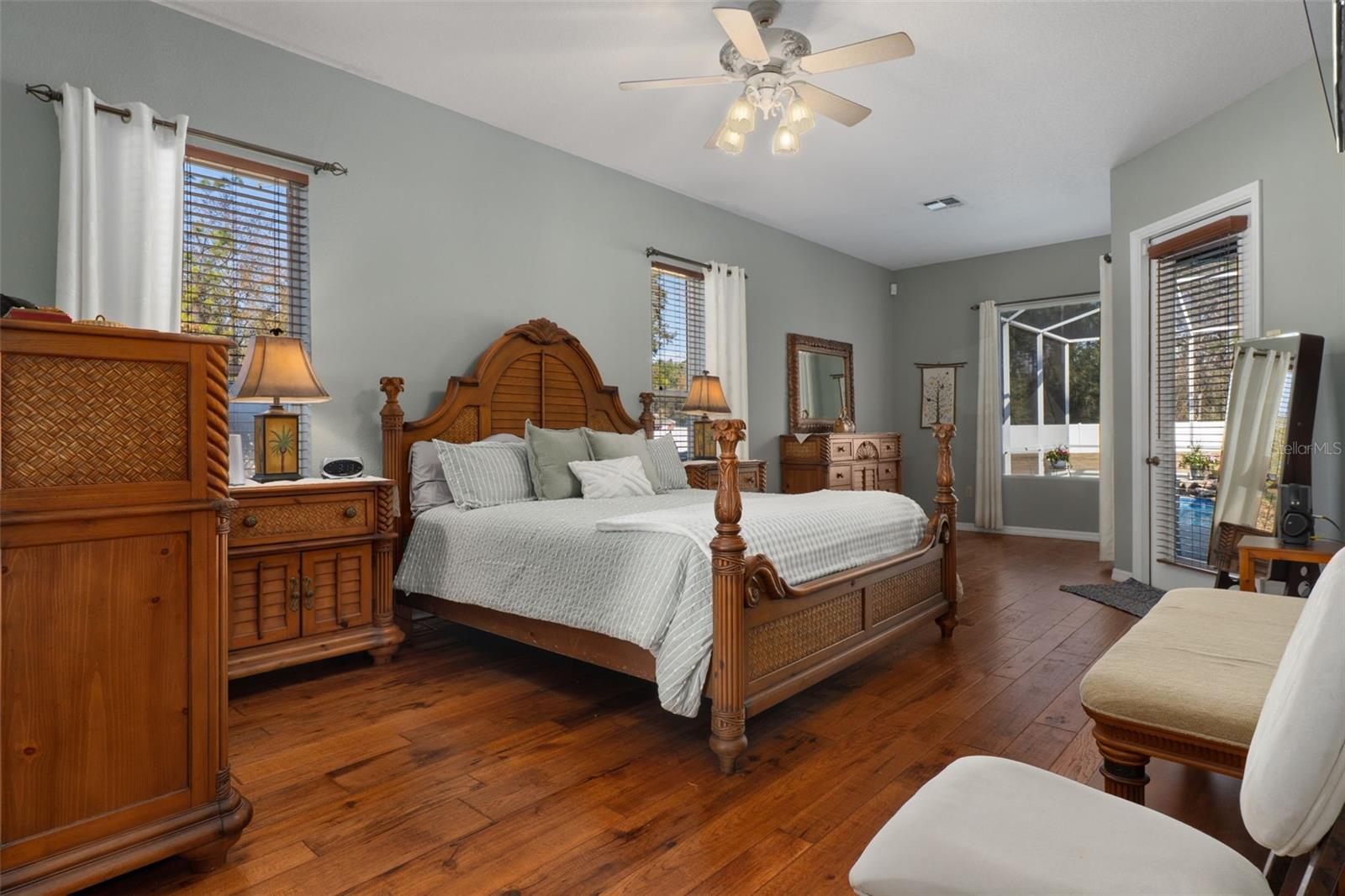 Image 31 of 98 For 4444 Hansen Trail