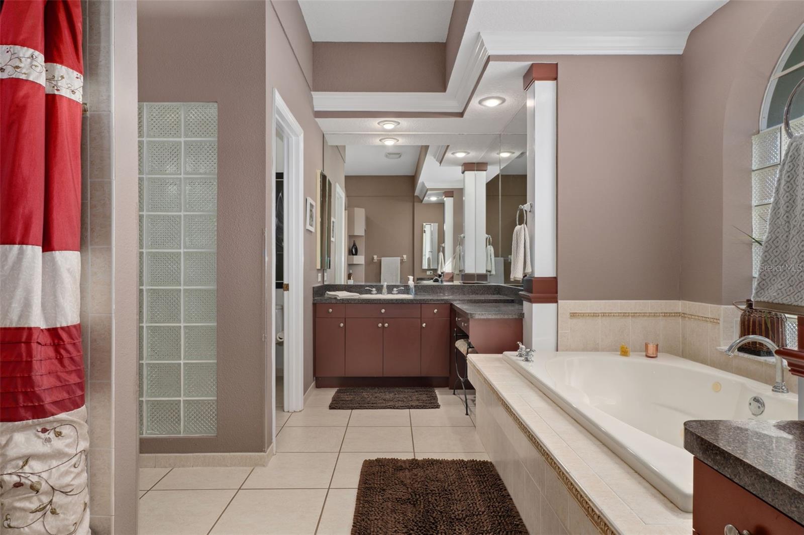 Image 37 of 98 For 4444 Hansen Trail