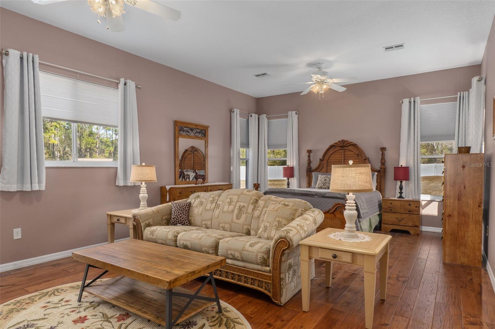 Image 48 of 98 For 4444 Hansen Trail