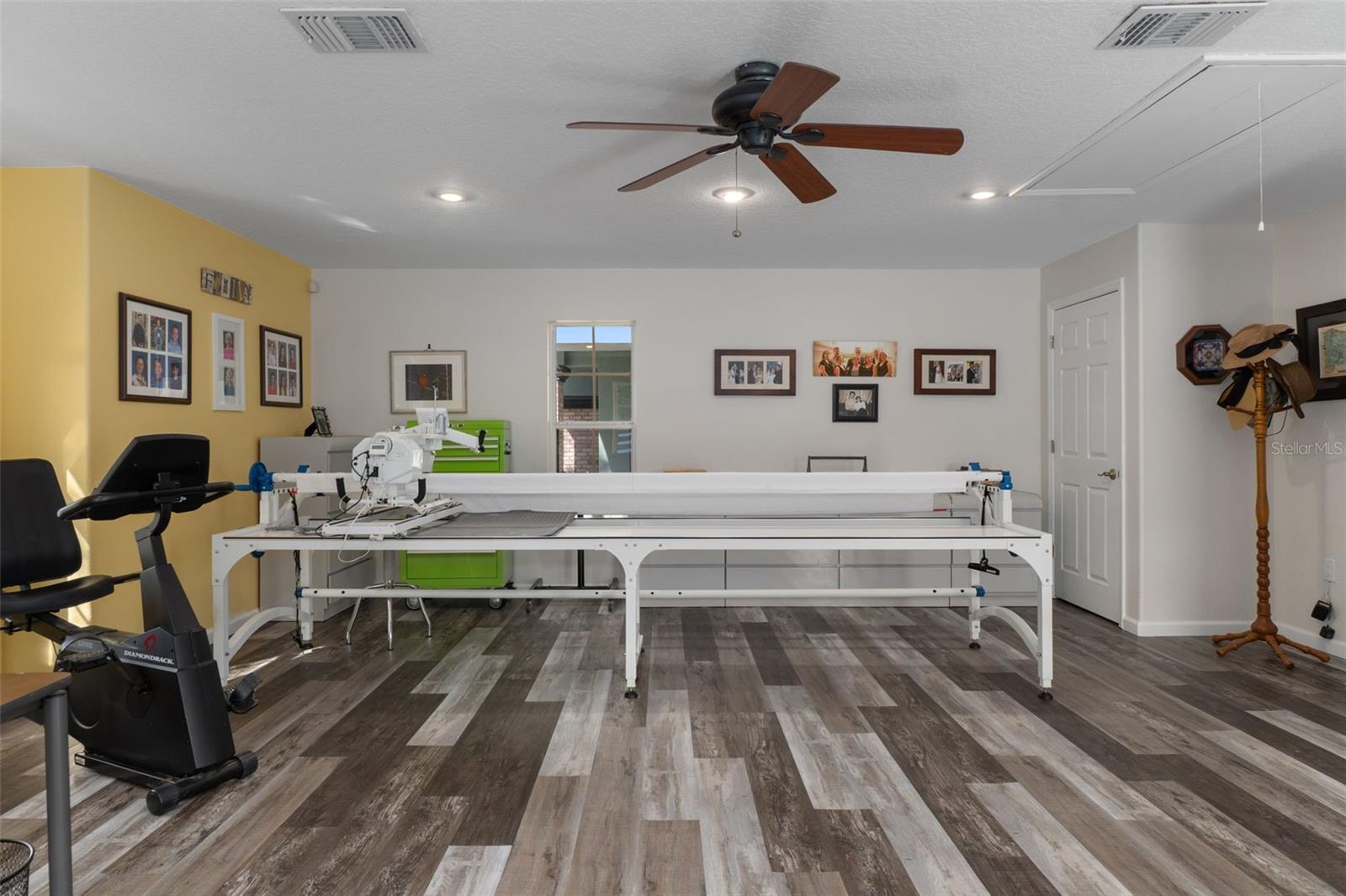 Image 58 of 98 For 4444 Hansen Trail