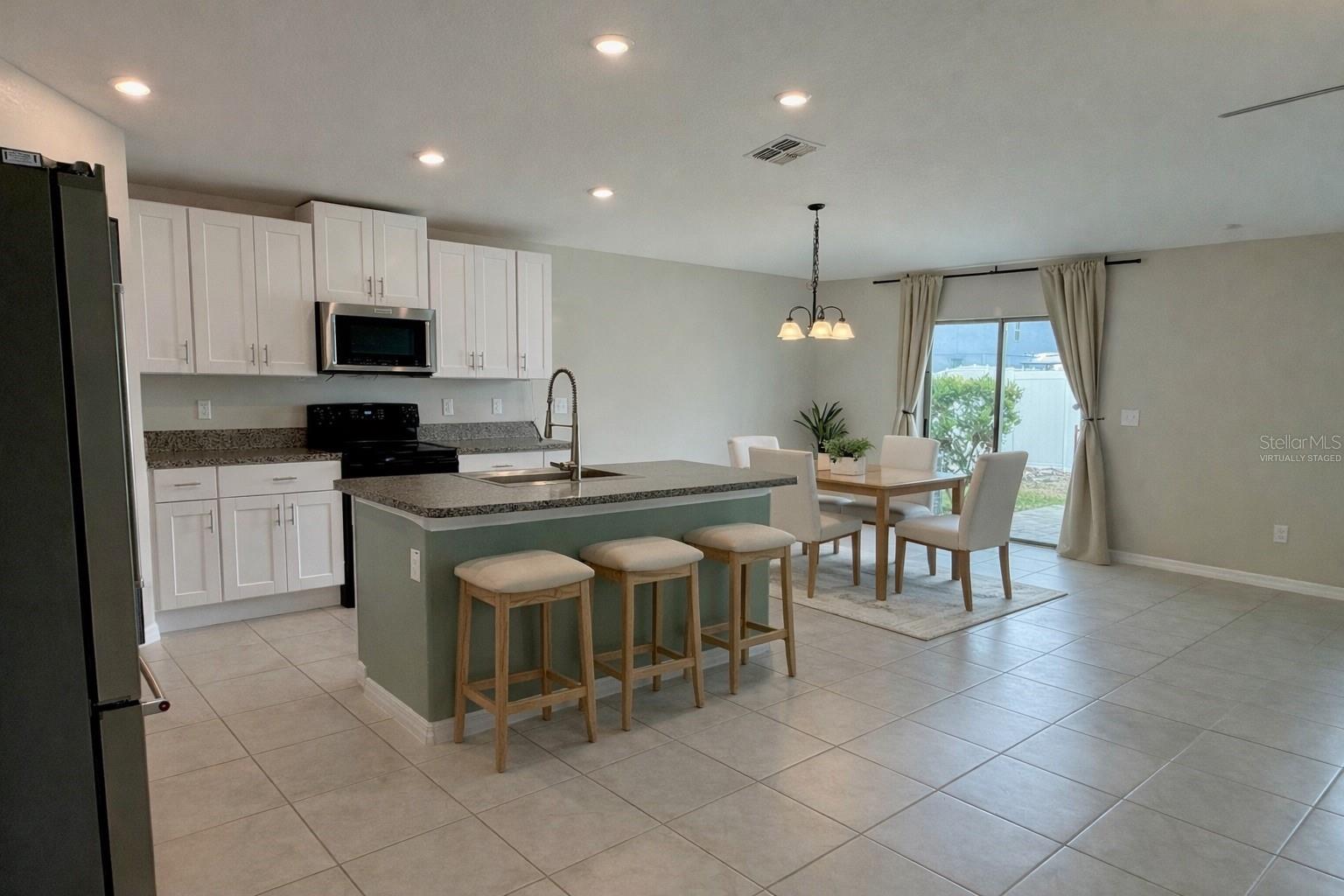 Image 10 of 29 For 11206 Kelly Green Avenue