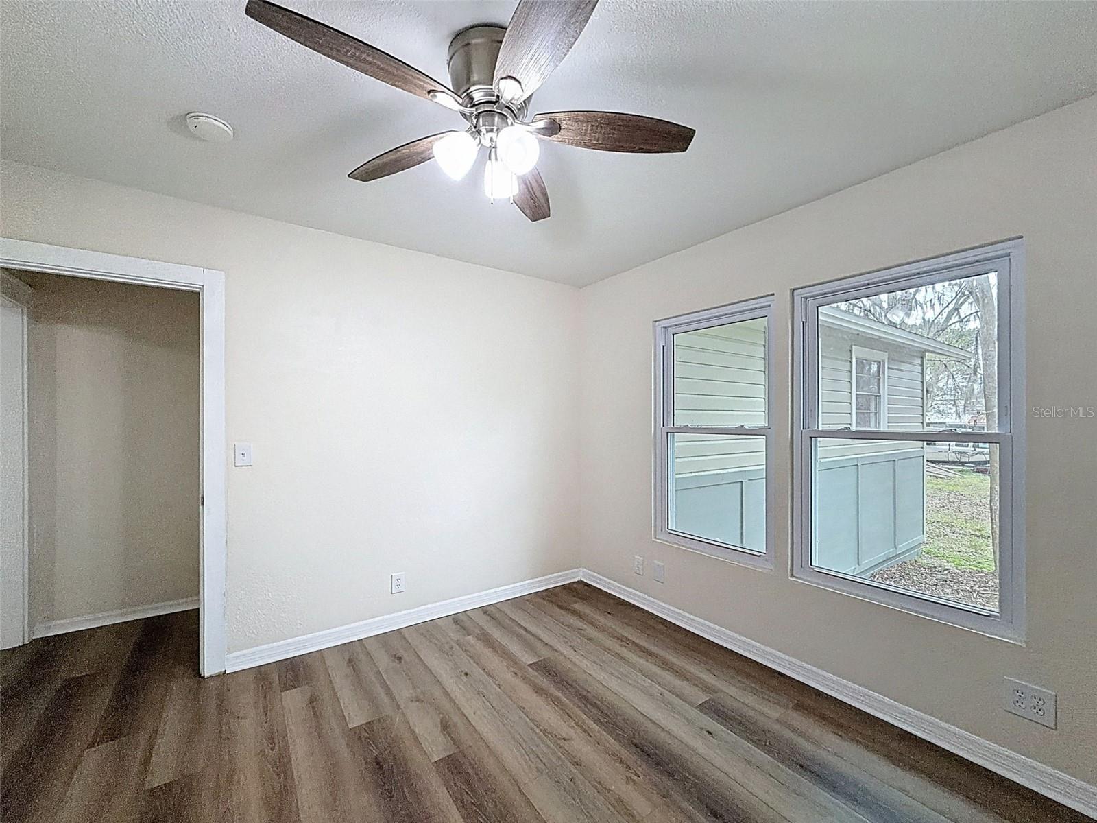 Image 26 of 35 For 37420 Magnolia Avenue