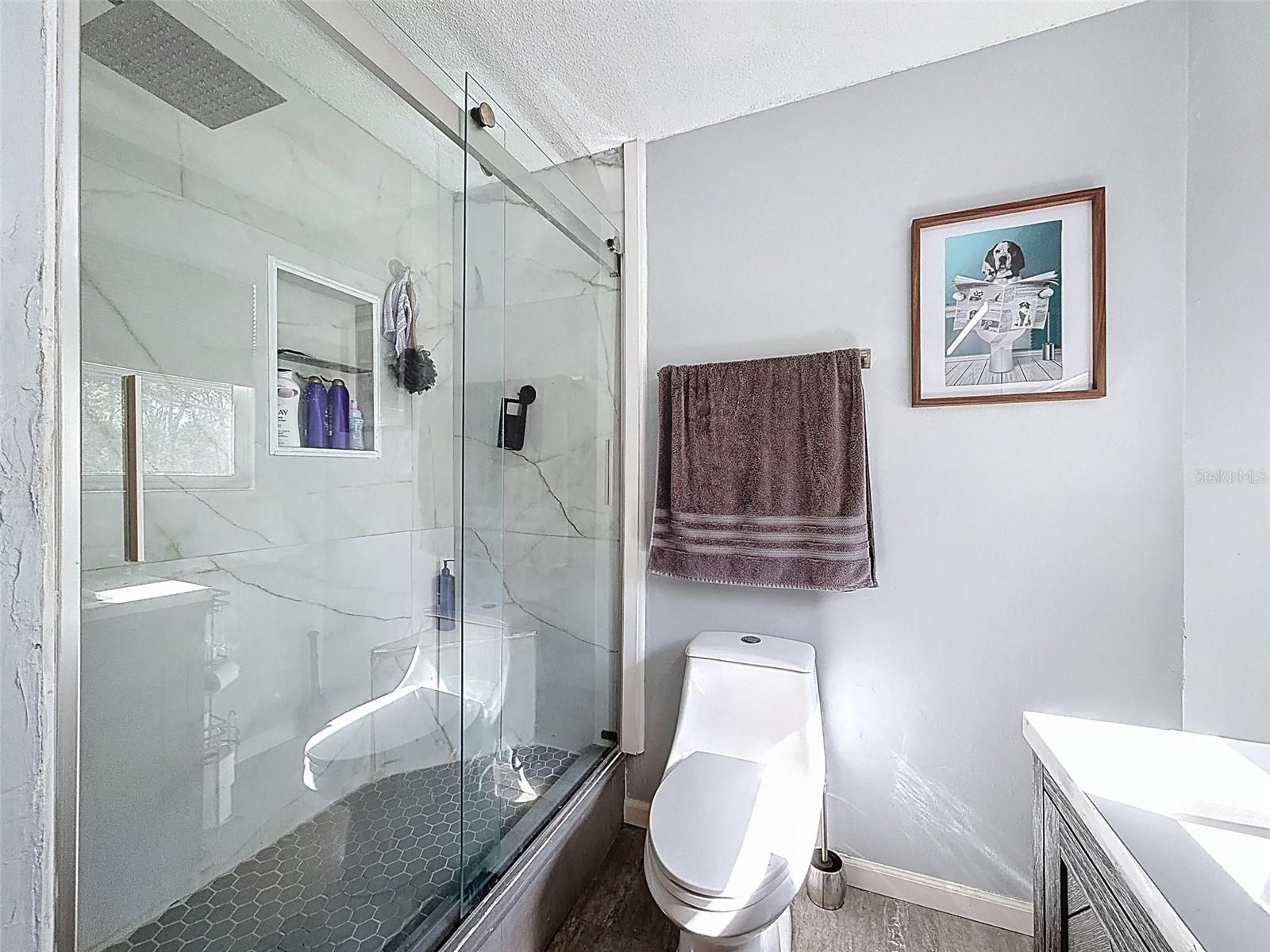 Image 19 of 56 For 24350 Lanark Road