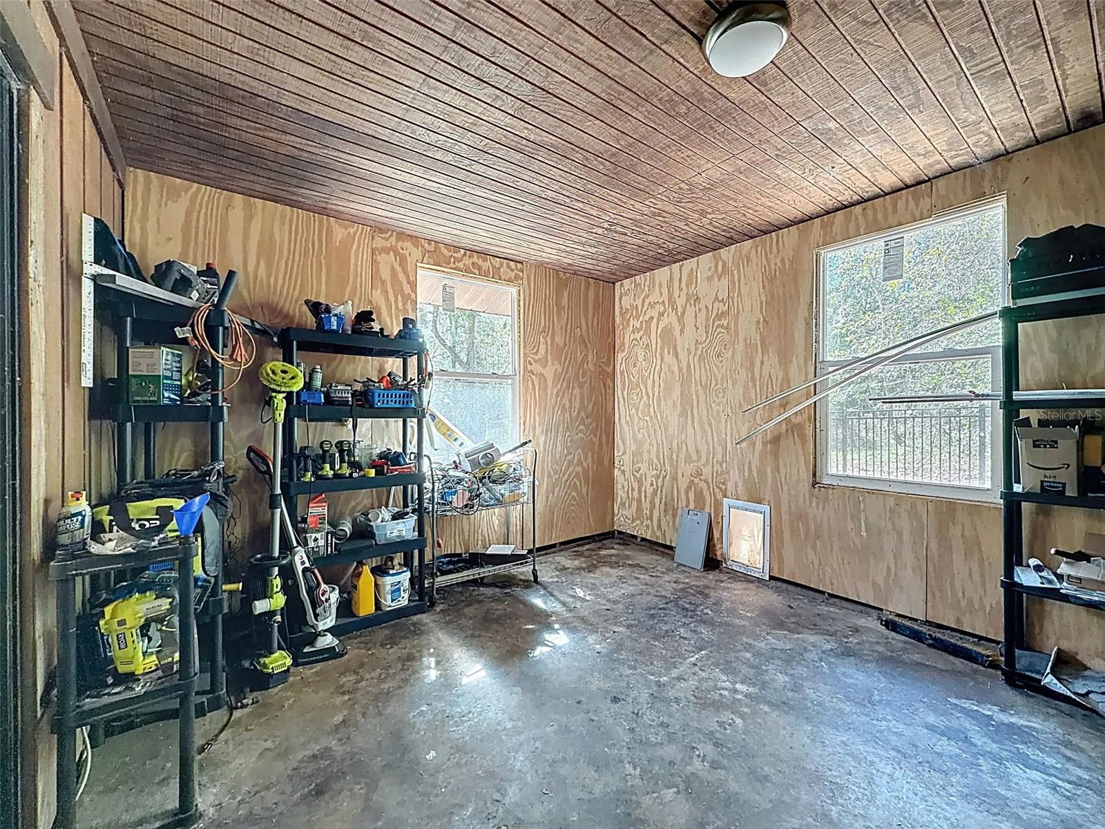 Image 25 of 56 For 24350 Lanark Road