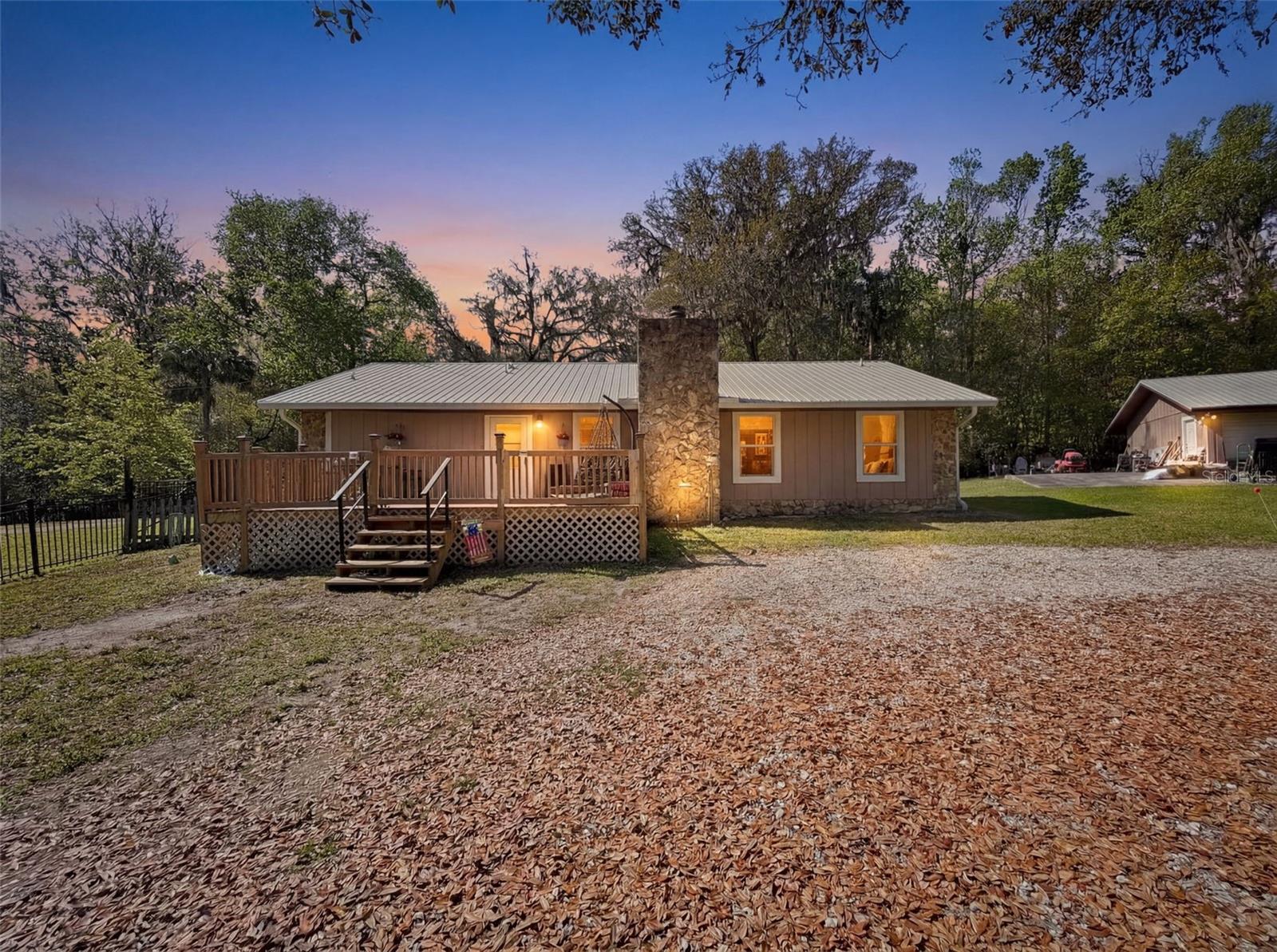 Image 32 of 56 For 24350 Lanark Road