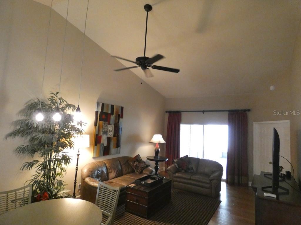 Image 17 of 29 For 1050 Starkey Road 405