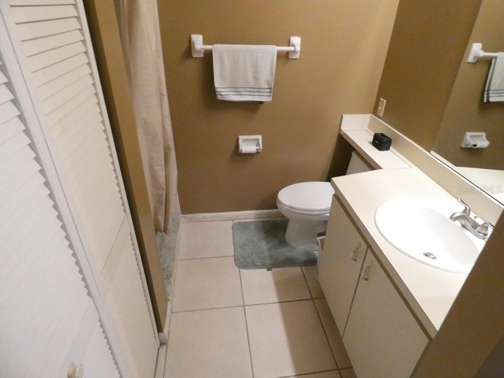 Image 23 of 29 For 1050 Starkey Road 405