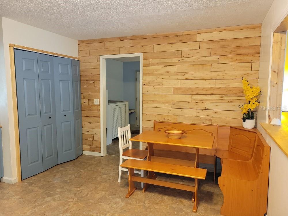 Image 11 of 36 For 34307 Shaffer Drive