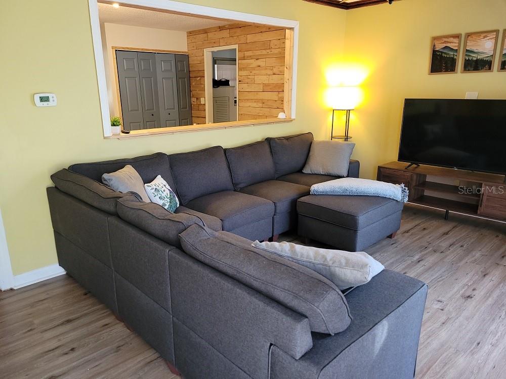 Image 3 of 36 For 34307 Shaffer Drive