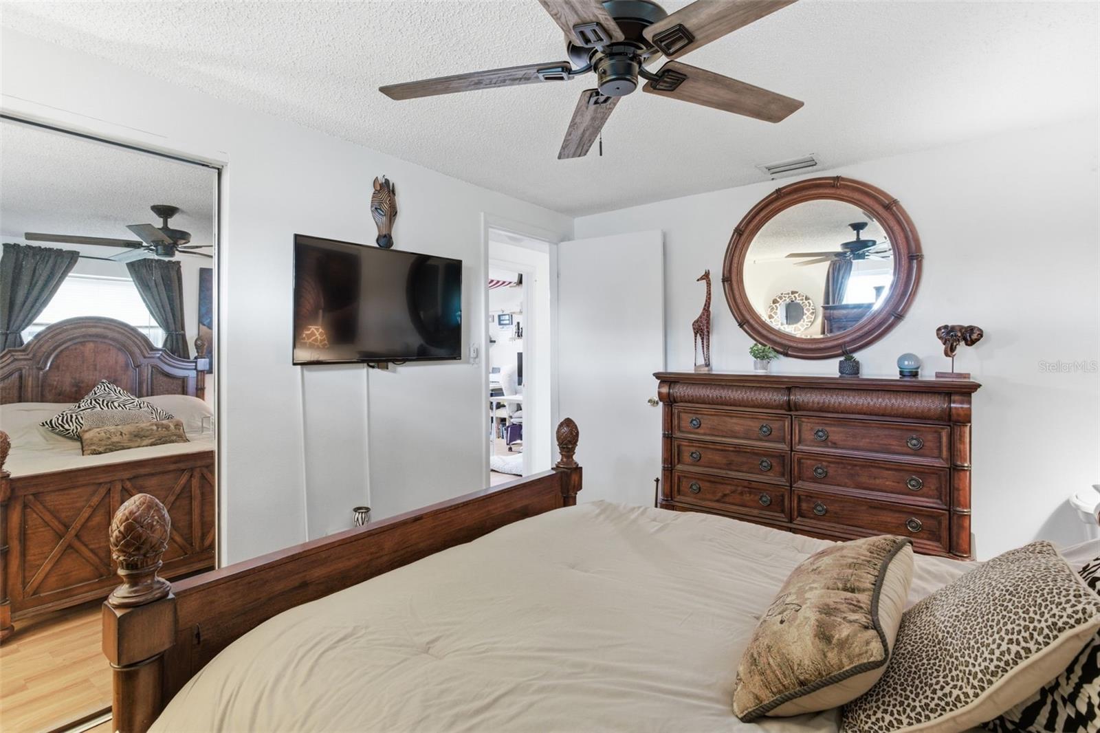 Image 16 of 36 For 1111 Idlebriar Way